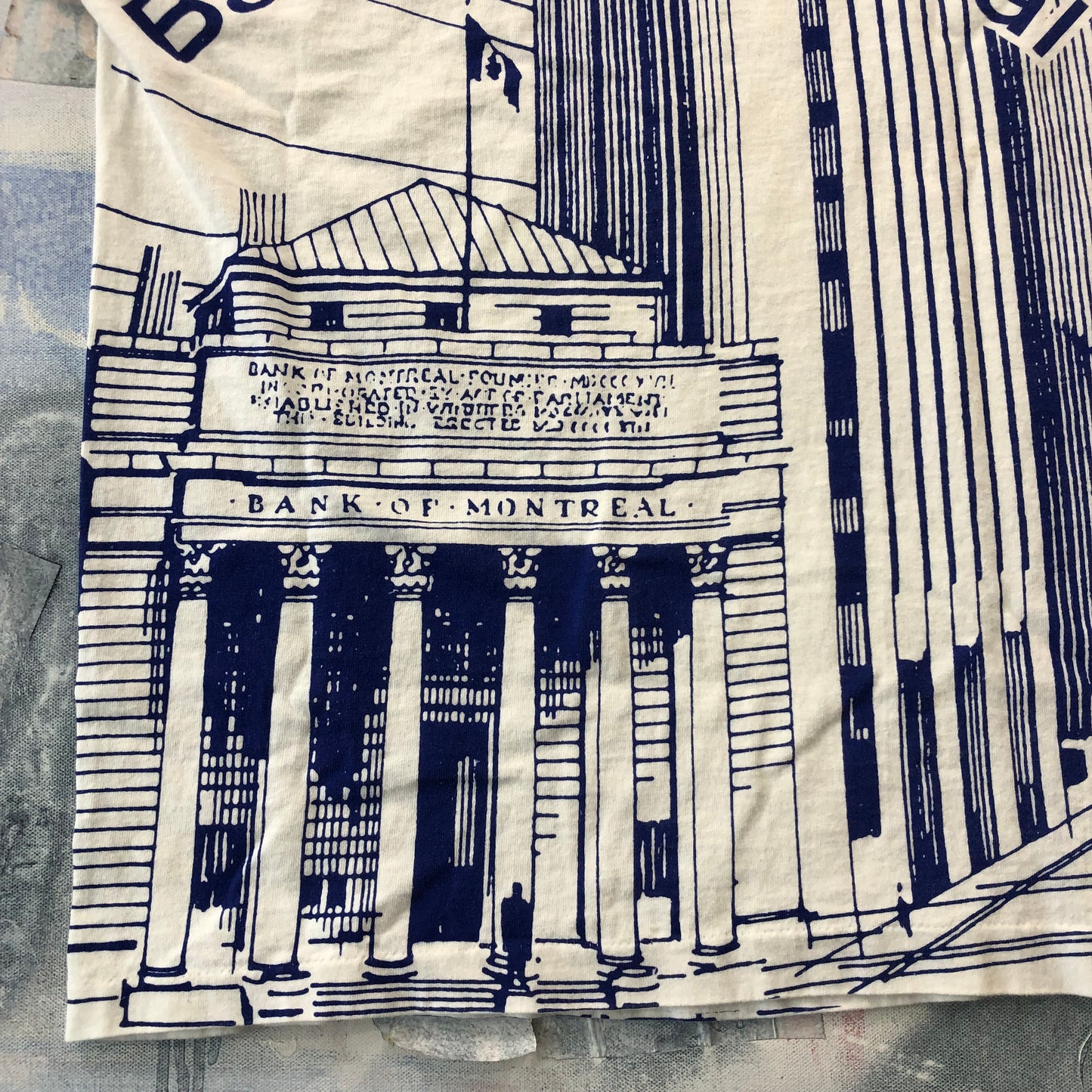 Vintage Bank Of Montreal USA T Shirt L