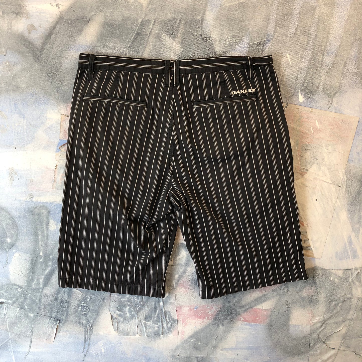 Vintage Oakley Pin Stripe Jort W38