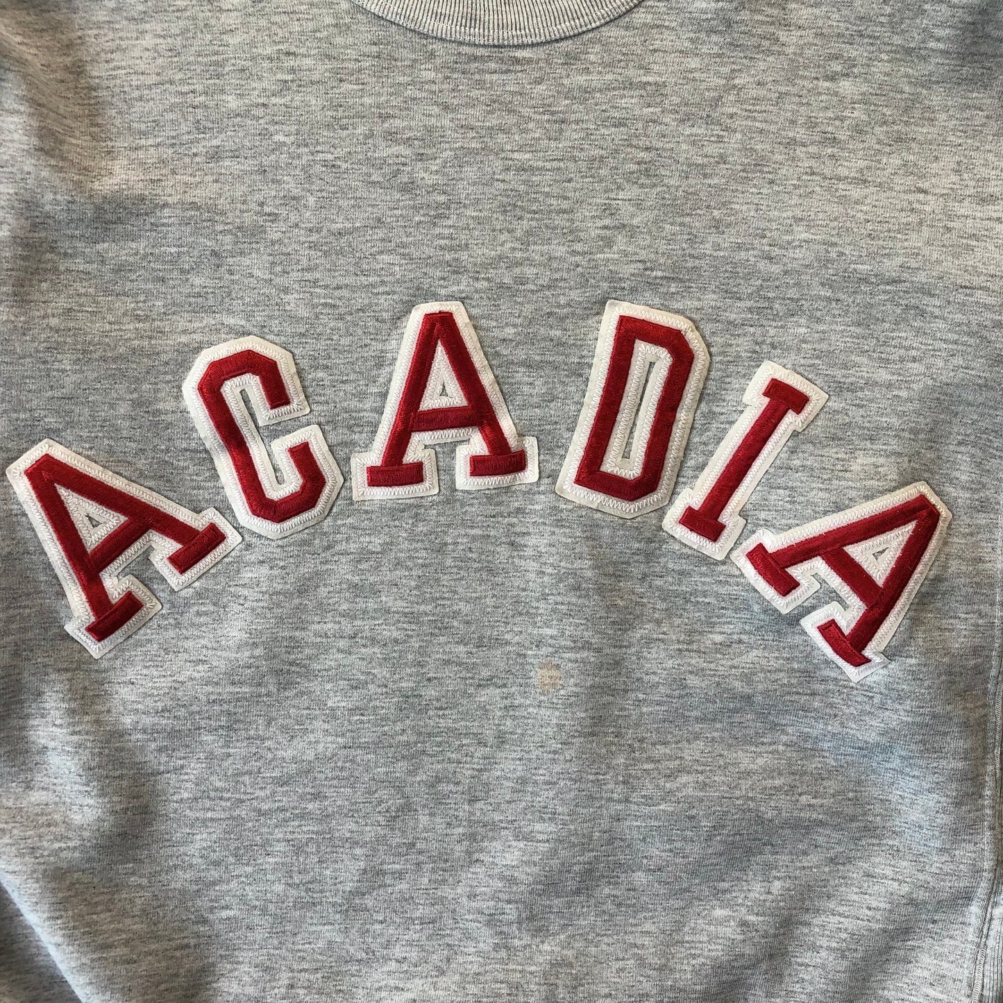 Vintage Acadia University Embroided Crewneck Sweatshirt XL