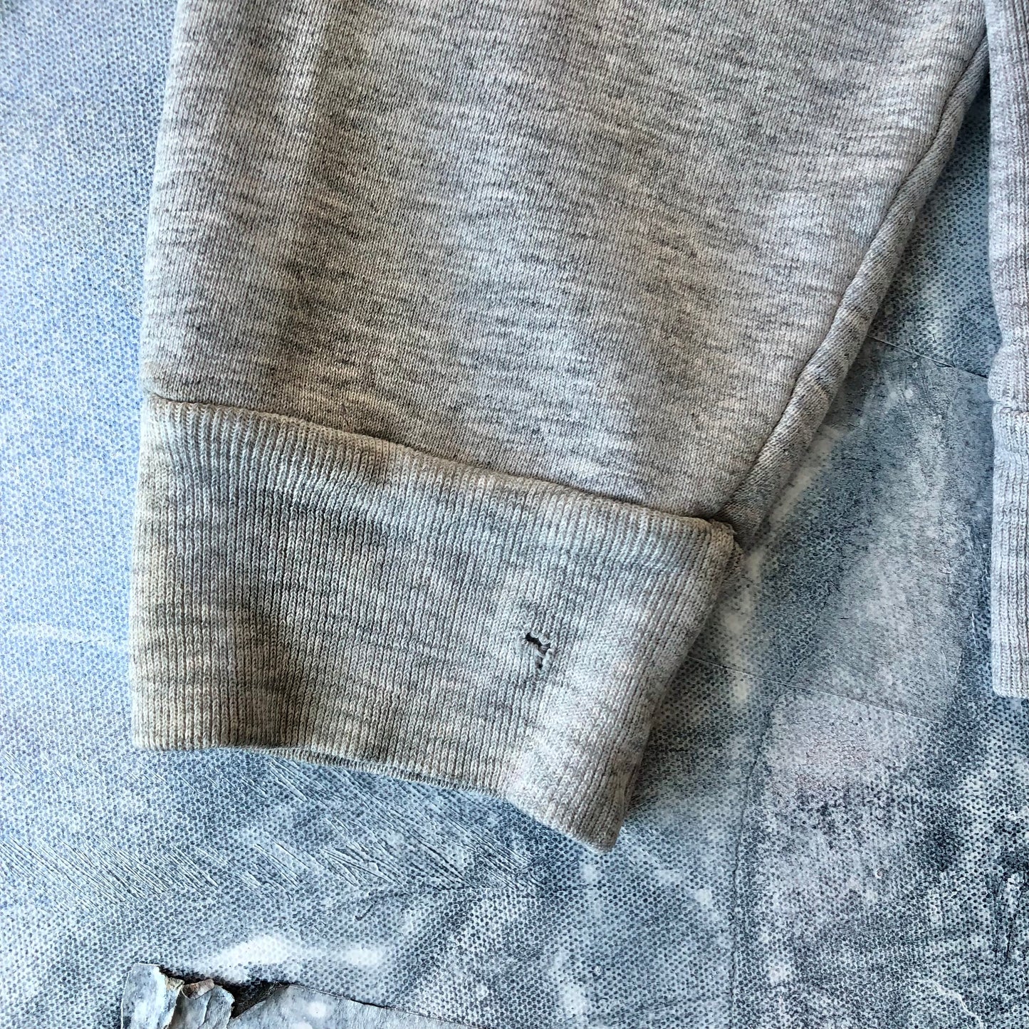 Vintage Acadia University Embroided Crewneck Sweatshirt XL