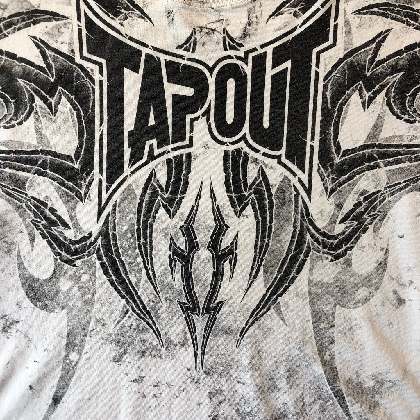 Vintage Y2K Tapout MMA Grunge T Shirt L