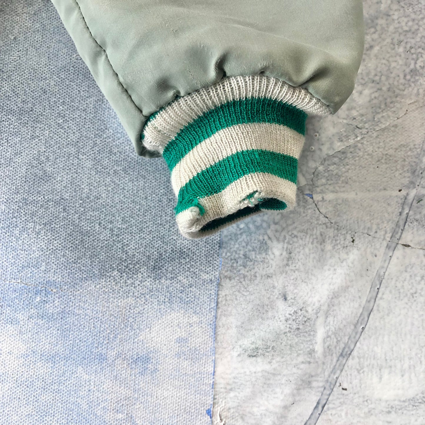 Vintage Brass Rail Broomball Quilted Lined Hooded Bomber Button Jacket L