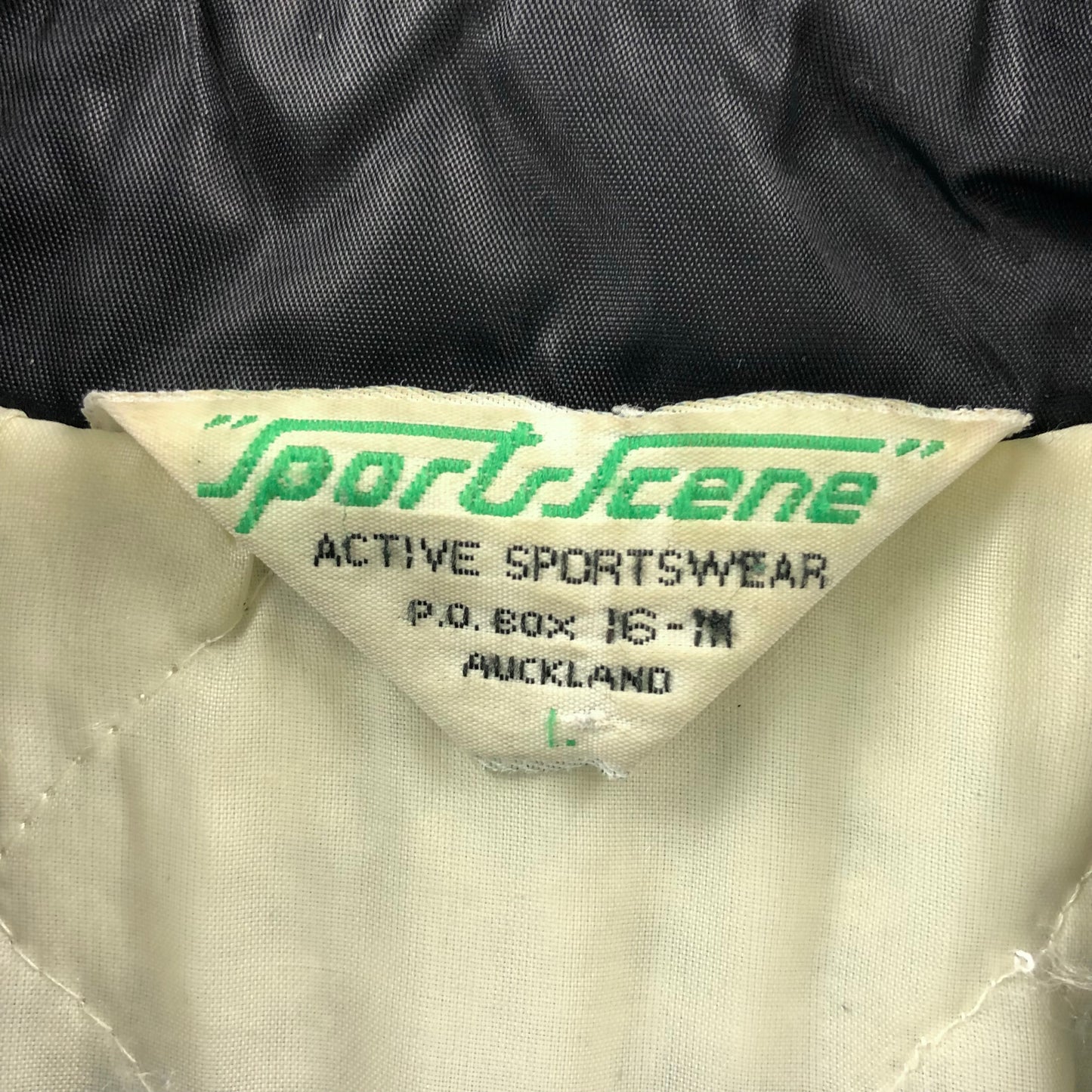 Vintage Derori Auckland New Zealand Quilted Lined Satin Bomber Button Jacket L