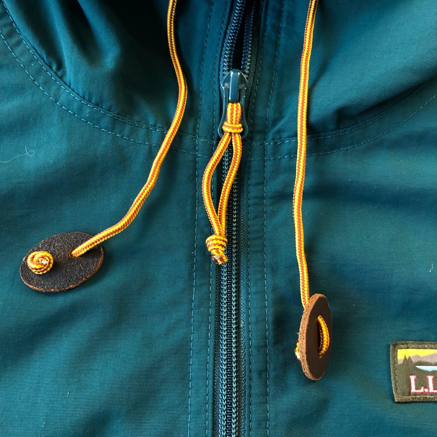 L.L Bean Mountain Classic Zip Hooded Jacket M (Womens)