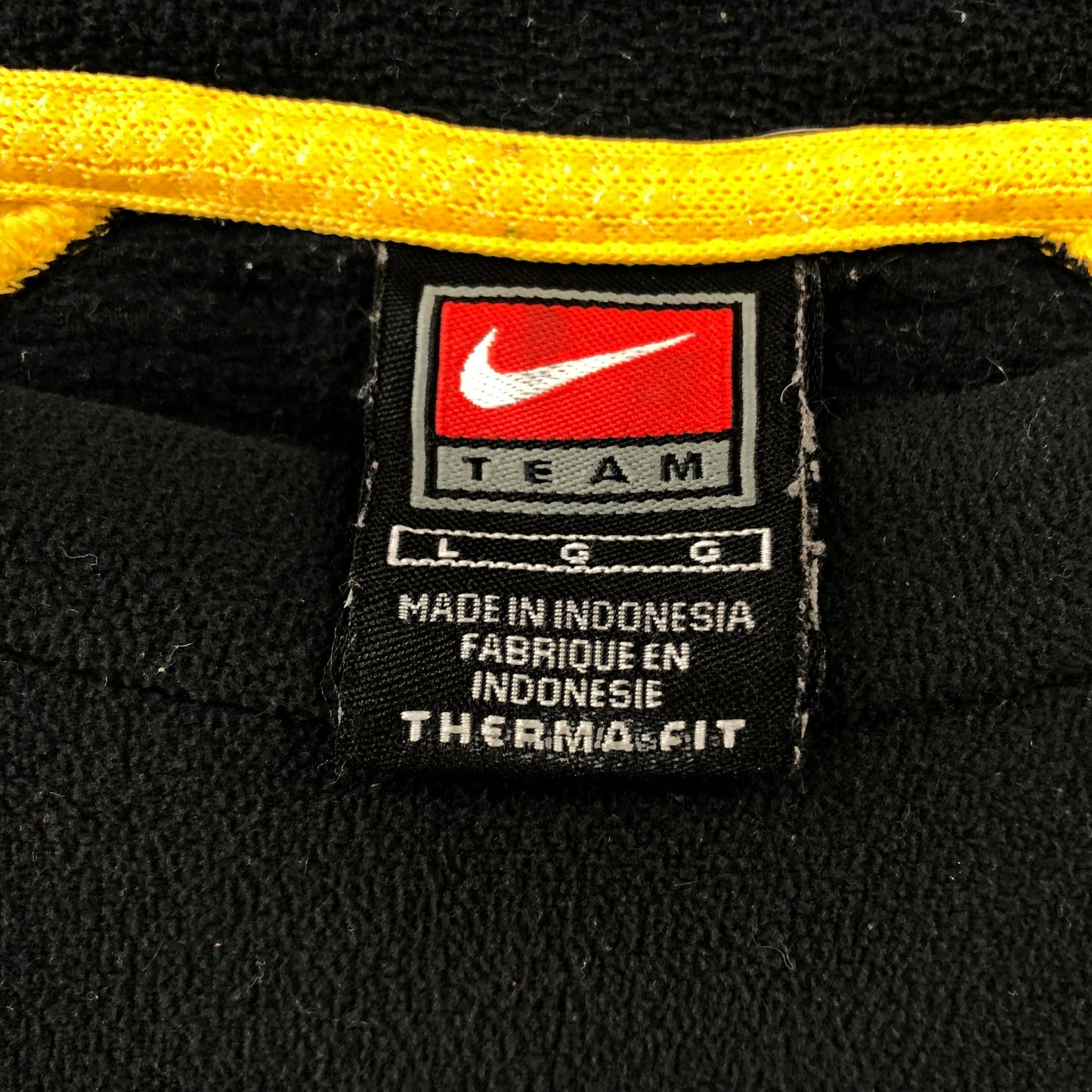 Vintage Nike Team Iowa Hawkeyes Therma Fit Fleece Sweatshirt L