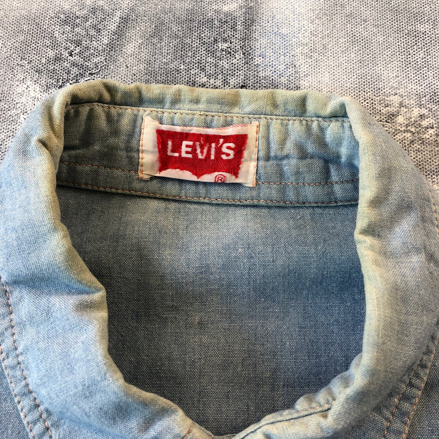Vintage Levis Western Style Long Sleeve Button Shirt XL