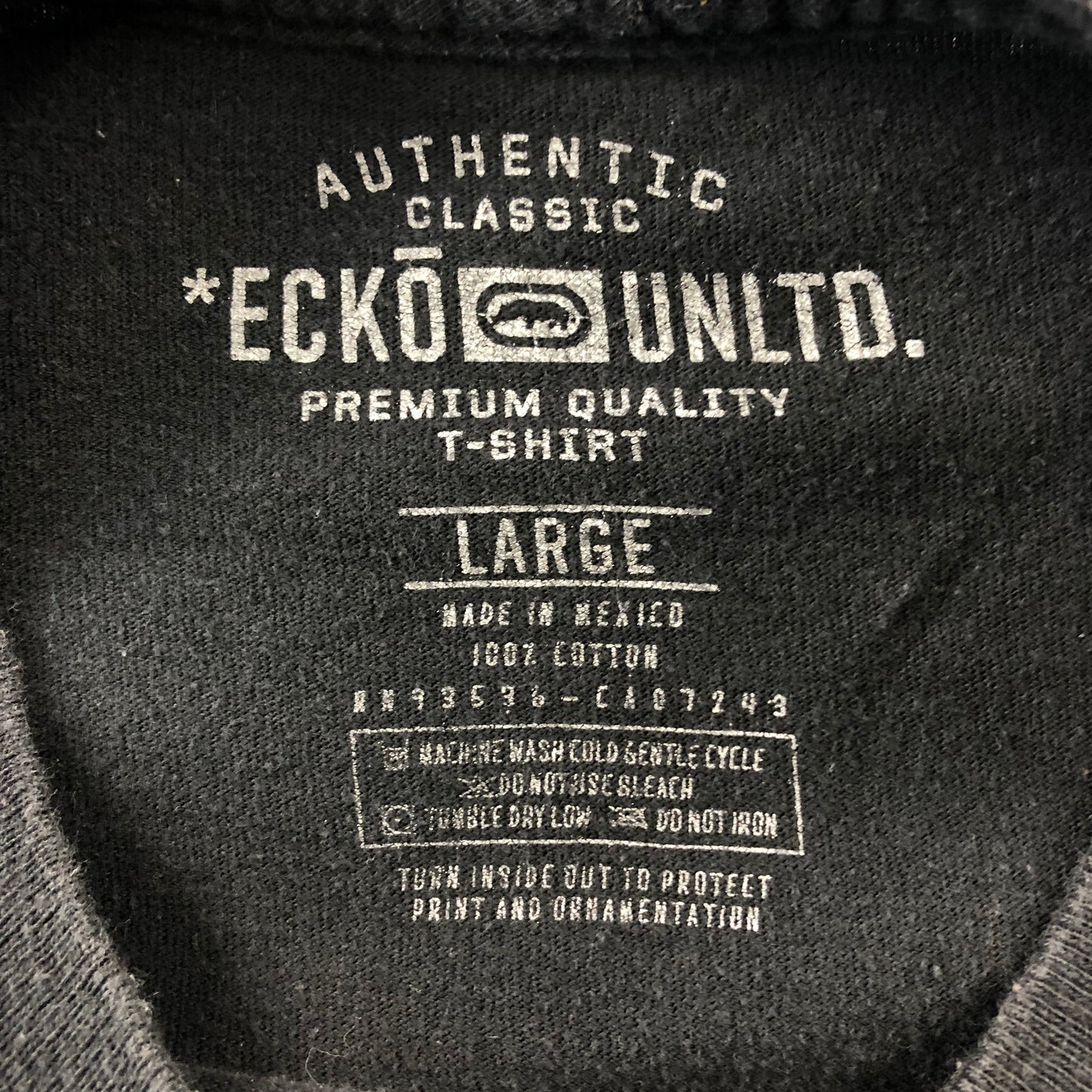 Ecko Unlimited Smoke Rhino T Shirt L