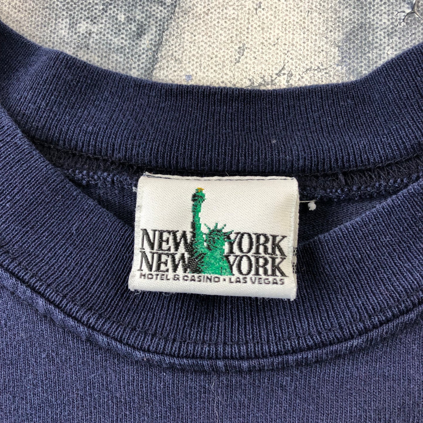 New York New York Las Vegas Hotel Long Sleeve Shirt L