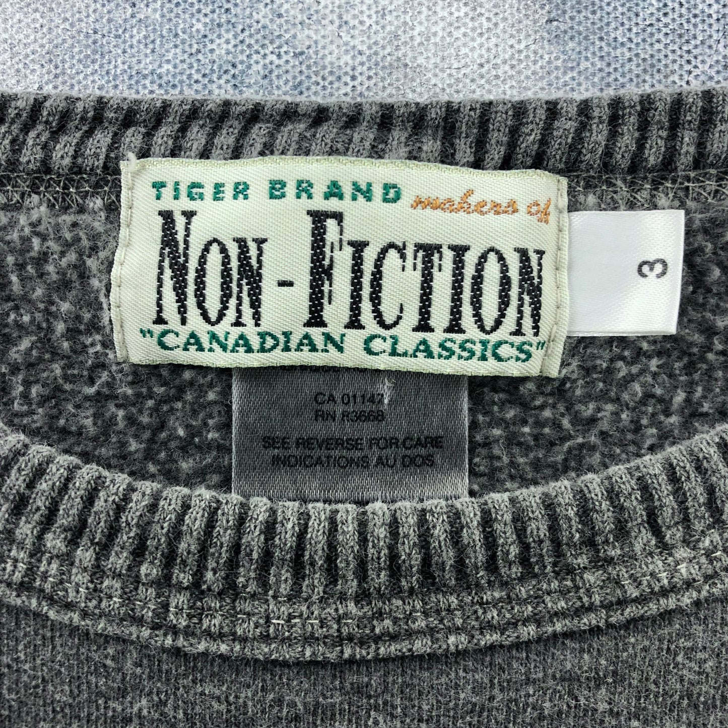 Vintage Wolf Tofino B.C Crewneck Sweatshirt XL