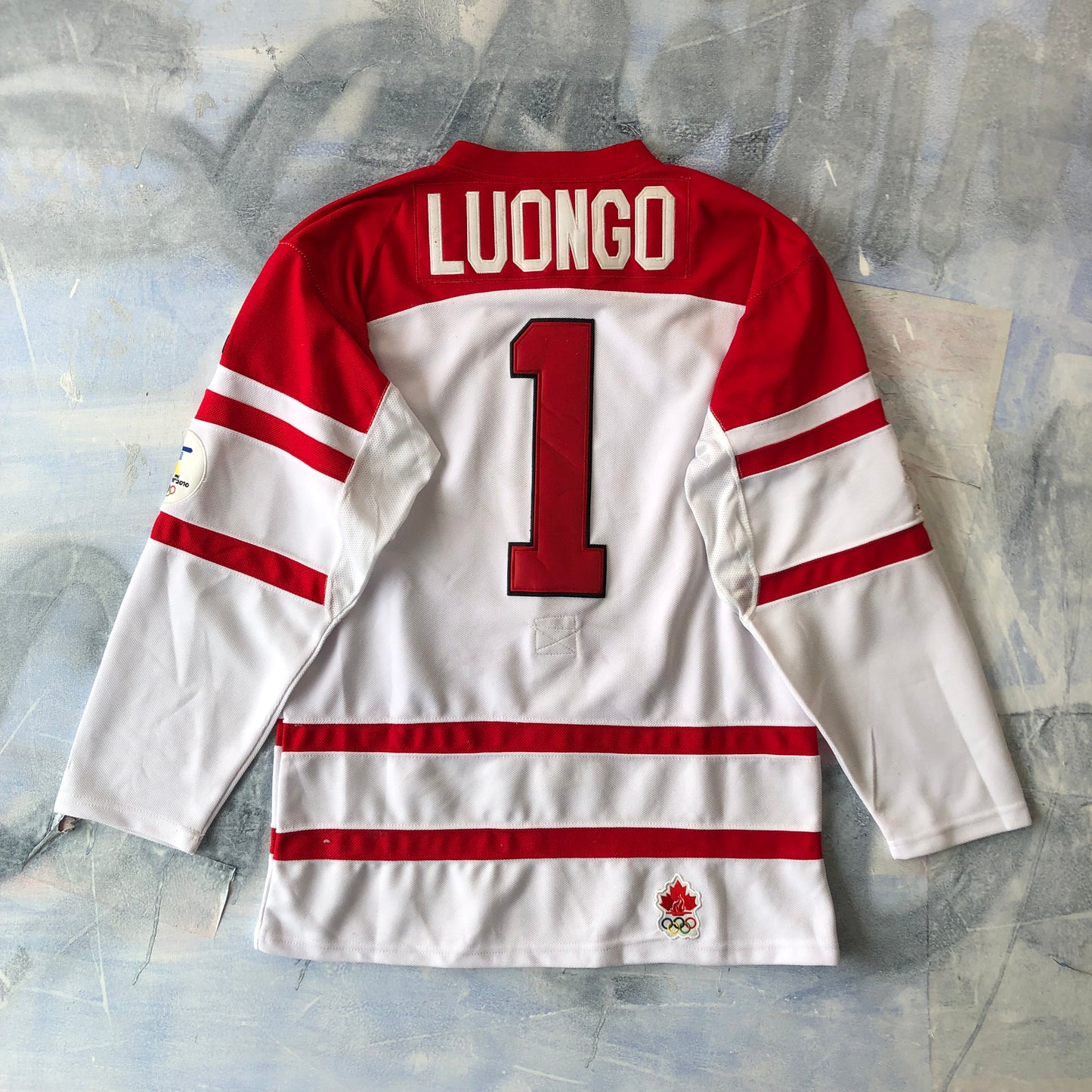 Team Canada Hockey 2010 Olympics Robert Luongo Jersey M