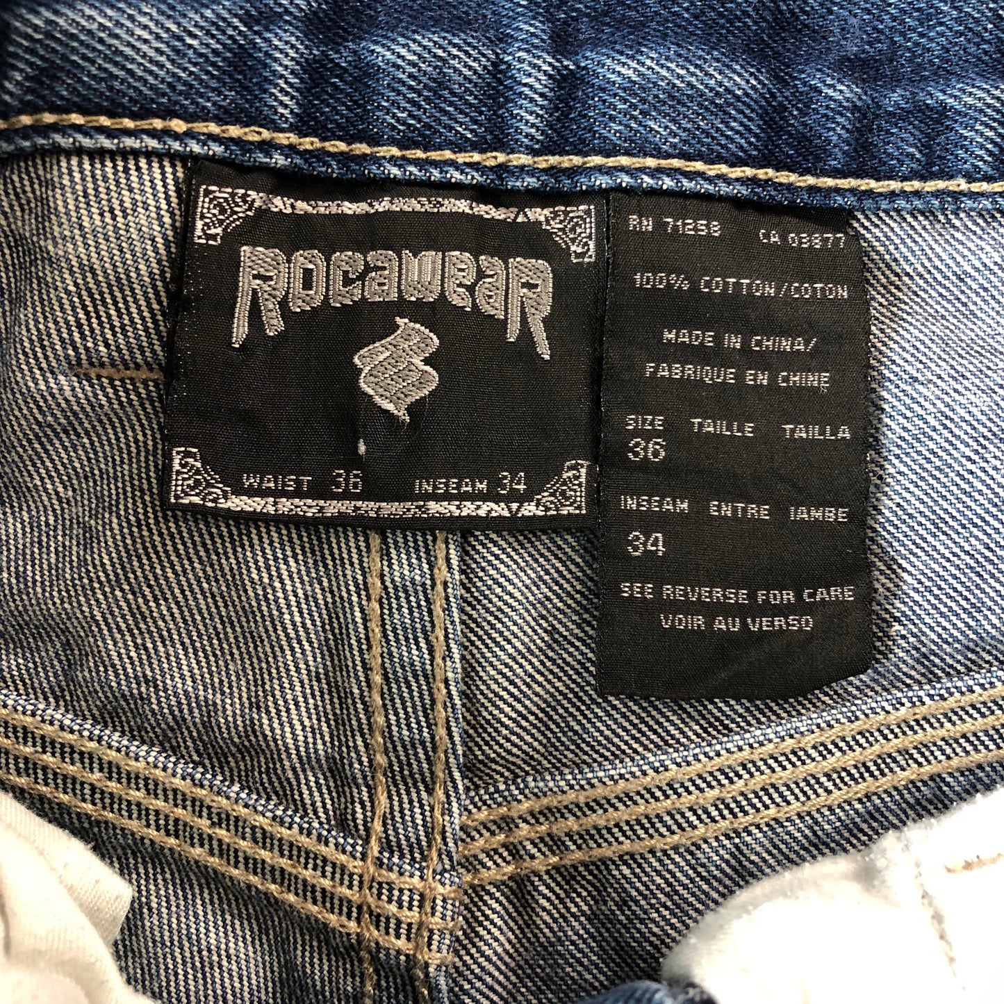 Vintage Rocawear Distressed Carpenter Jean W36