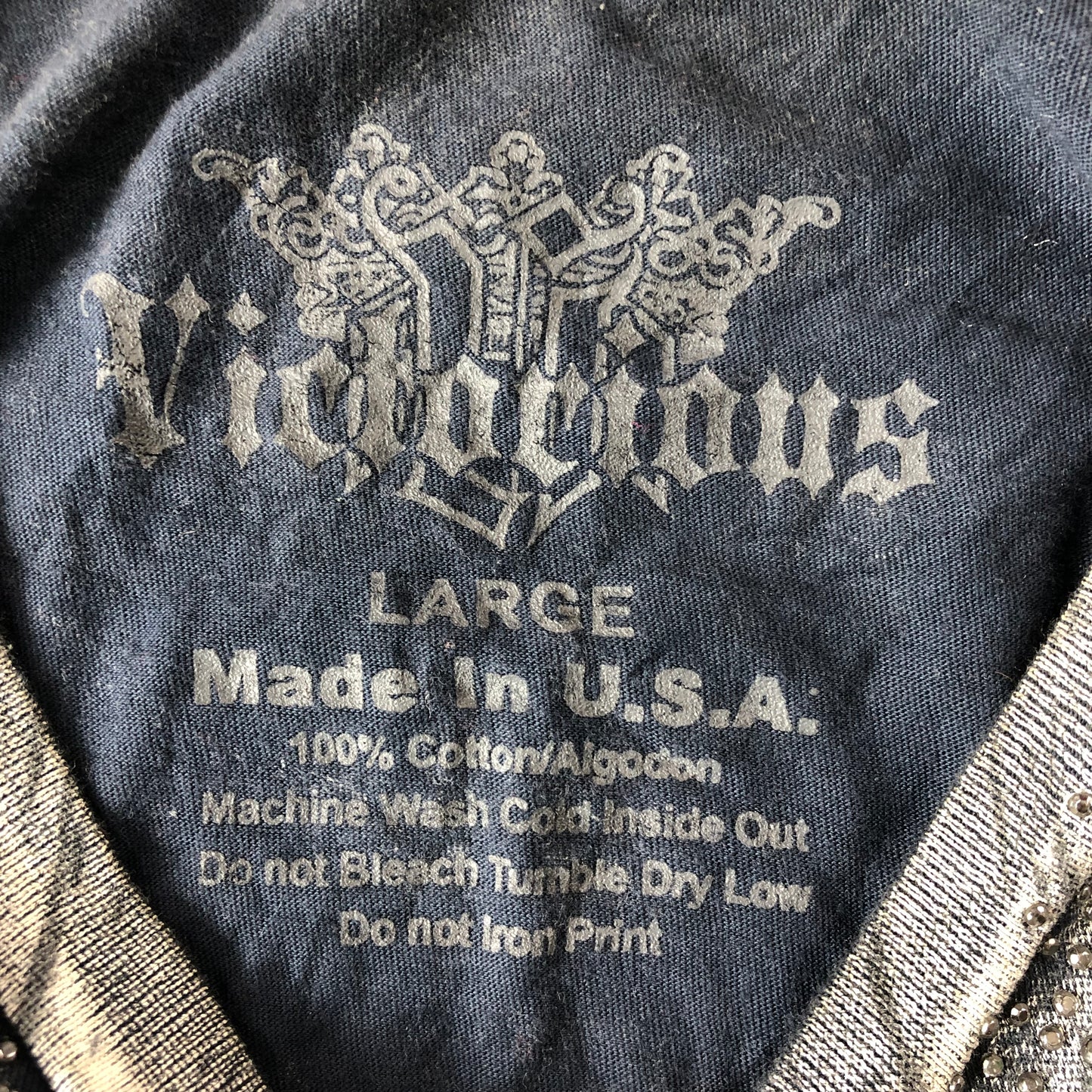 Vintage USA Victorious Rhinestone Skull Wings T Shirt L