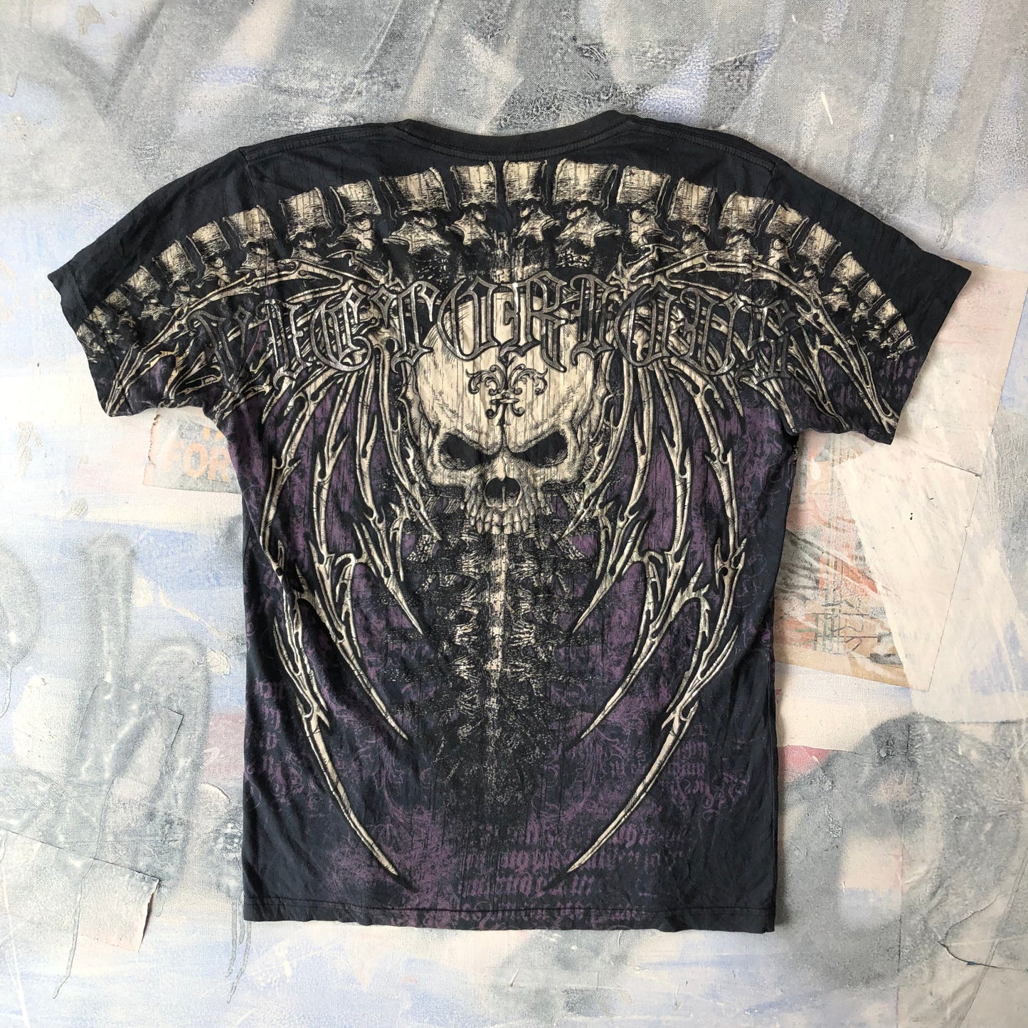 Vintage USA Victorious Rhinestone Skull Wings T Shirt L
