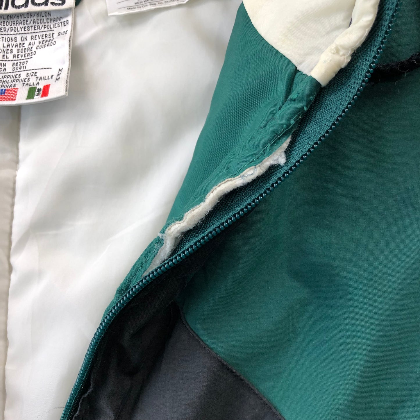 Adidas 90s Hooded Puffer Zip Jacket M