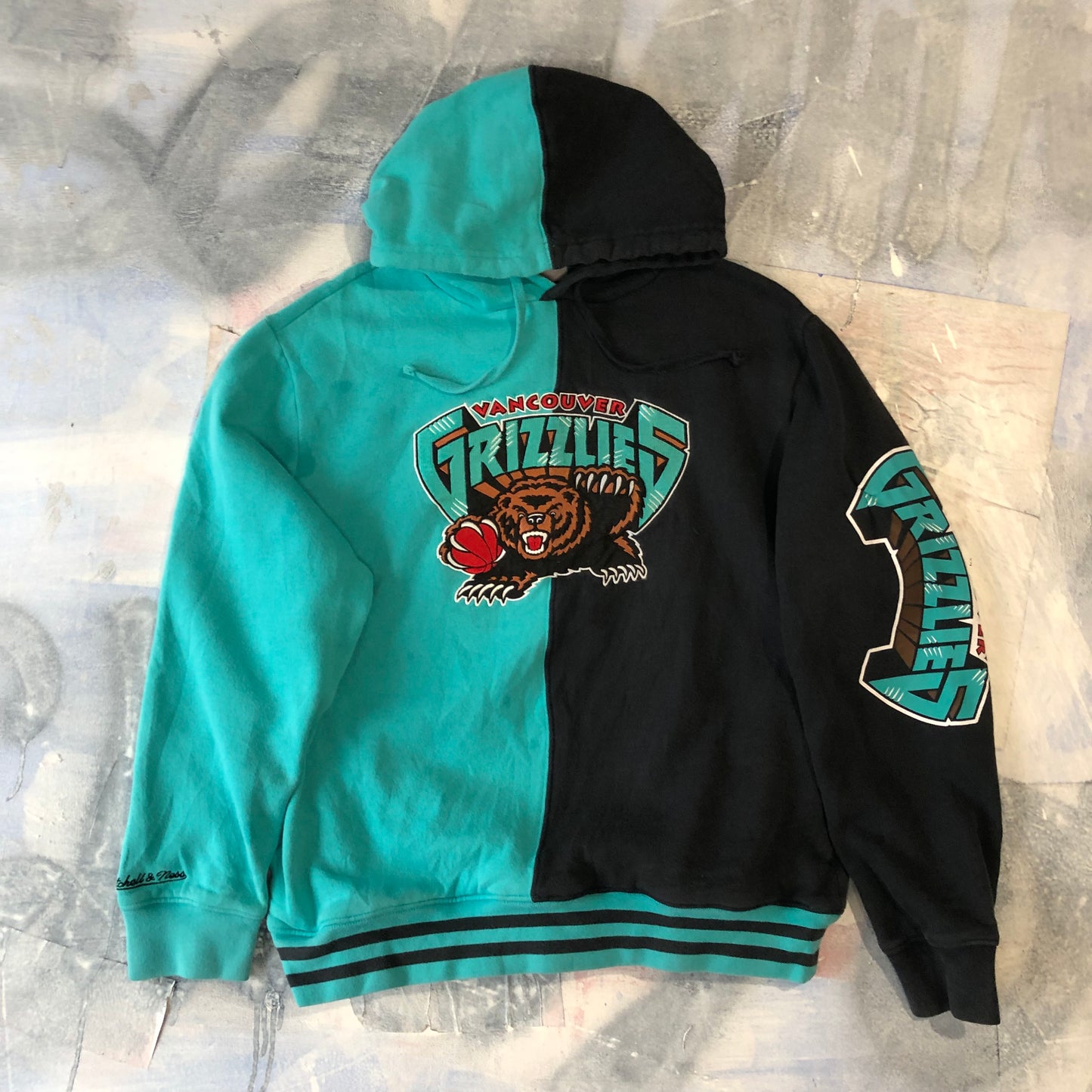 NBA Vancouver Grizzlies Mitchell & Ness Hoodie Sweatshirt M