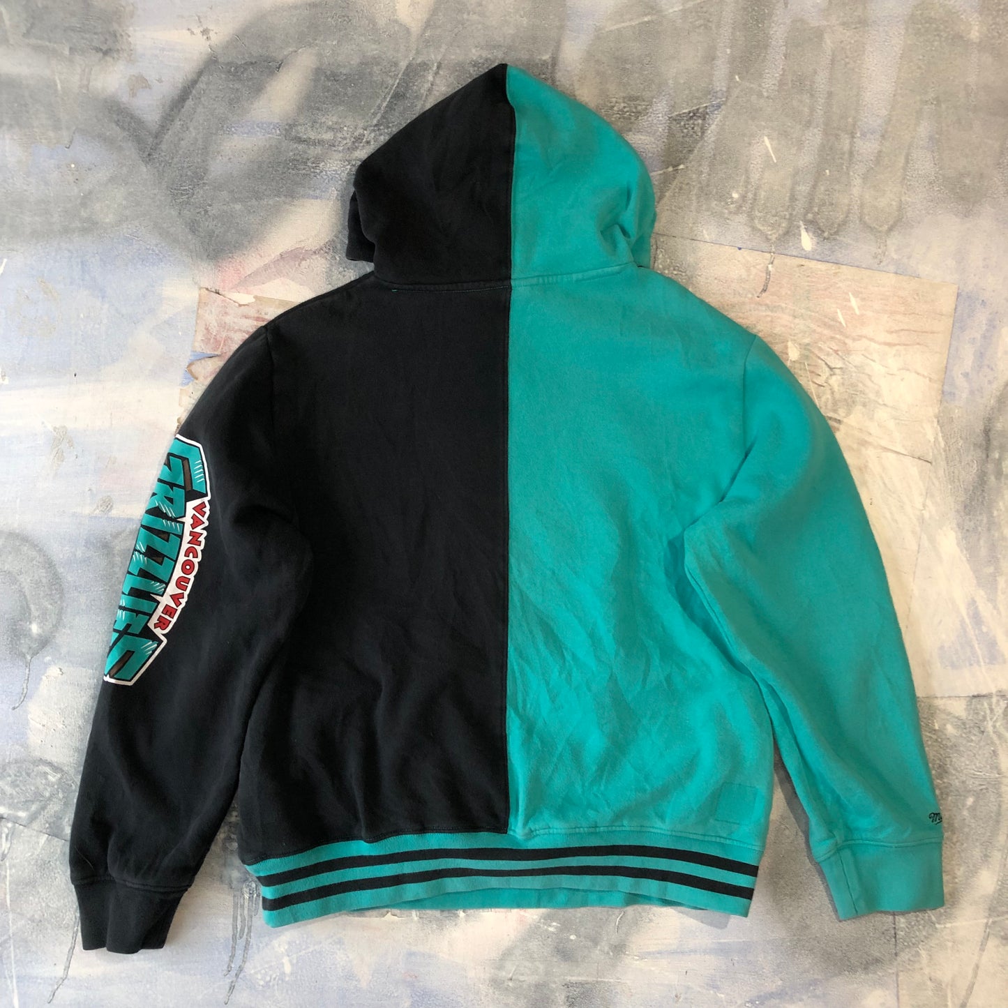 NBA Vancouver Grizzlies Mitchell & Ness Hoodie Sweatshirt M