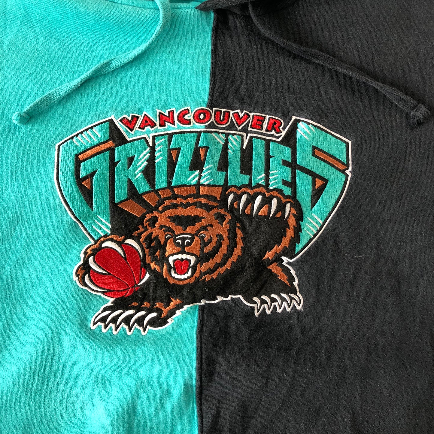 NBA Vancouver Grizzlies Mitchell & Ness Hoodie Sweatshirt M