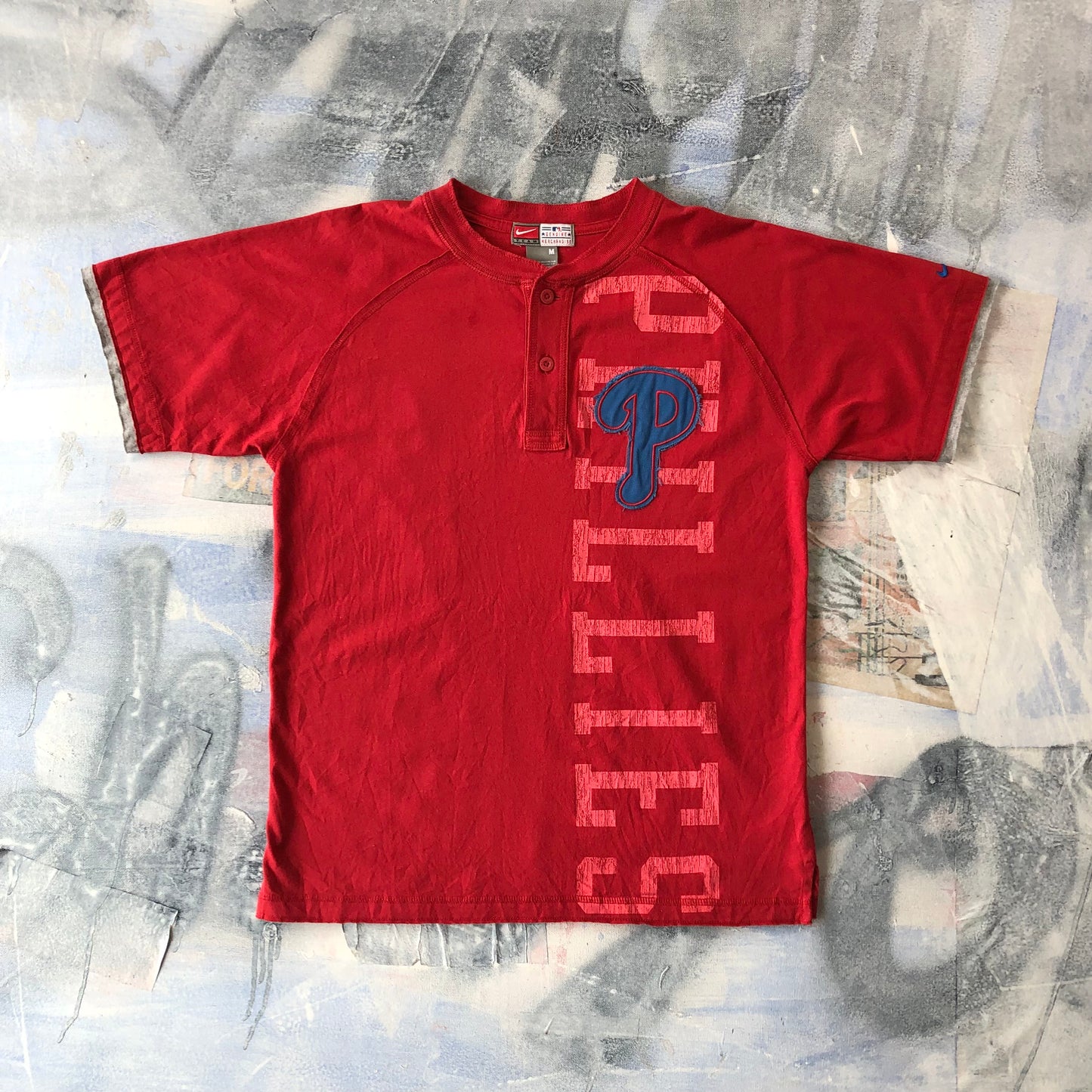 Nike Team MLB Philadelphia Phillies Retro Henley T Shirt M