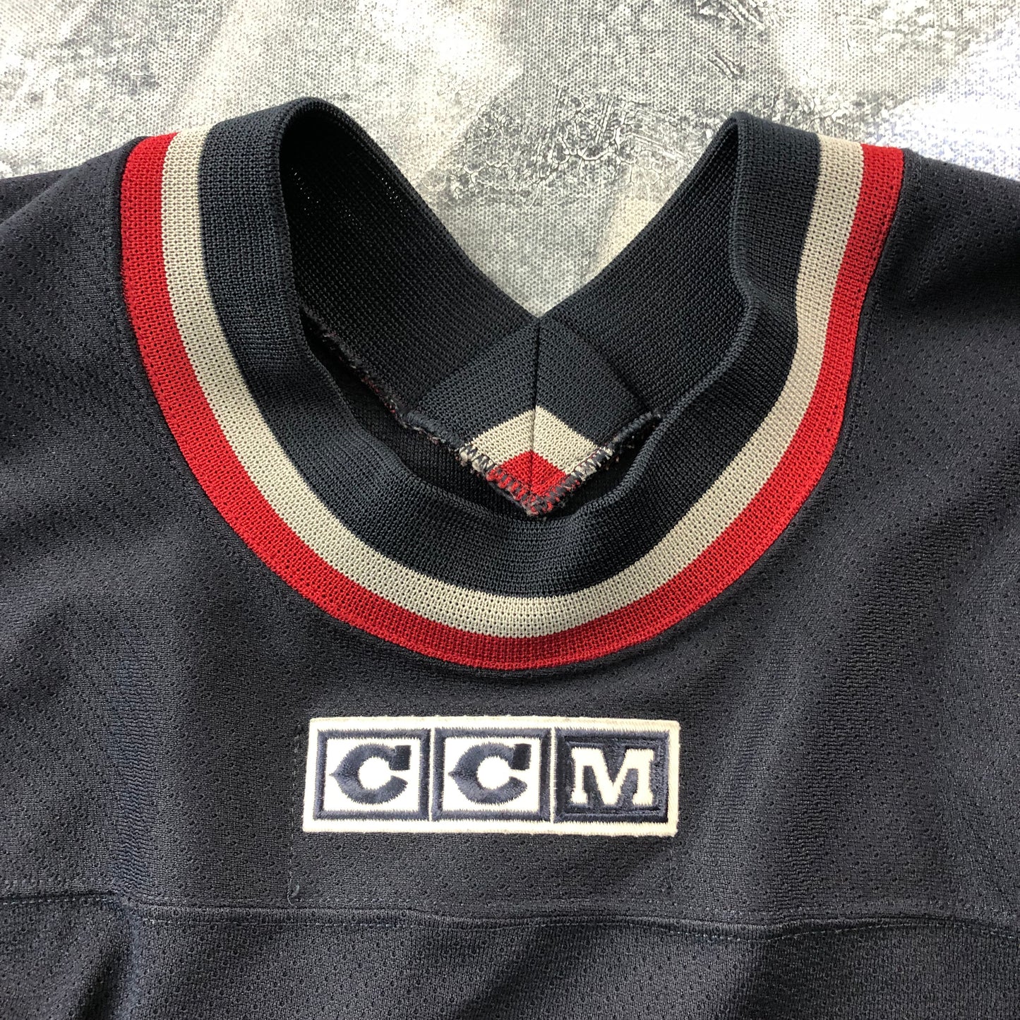 NHL CCM Vancouver Canucks Orca Retro Jersey XL