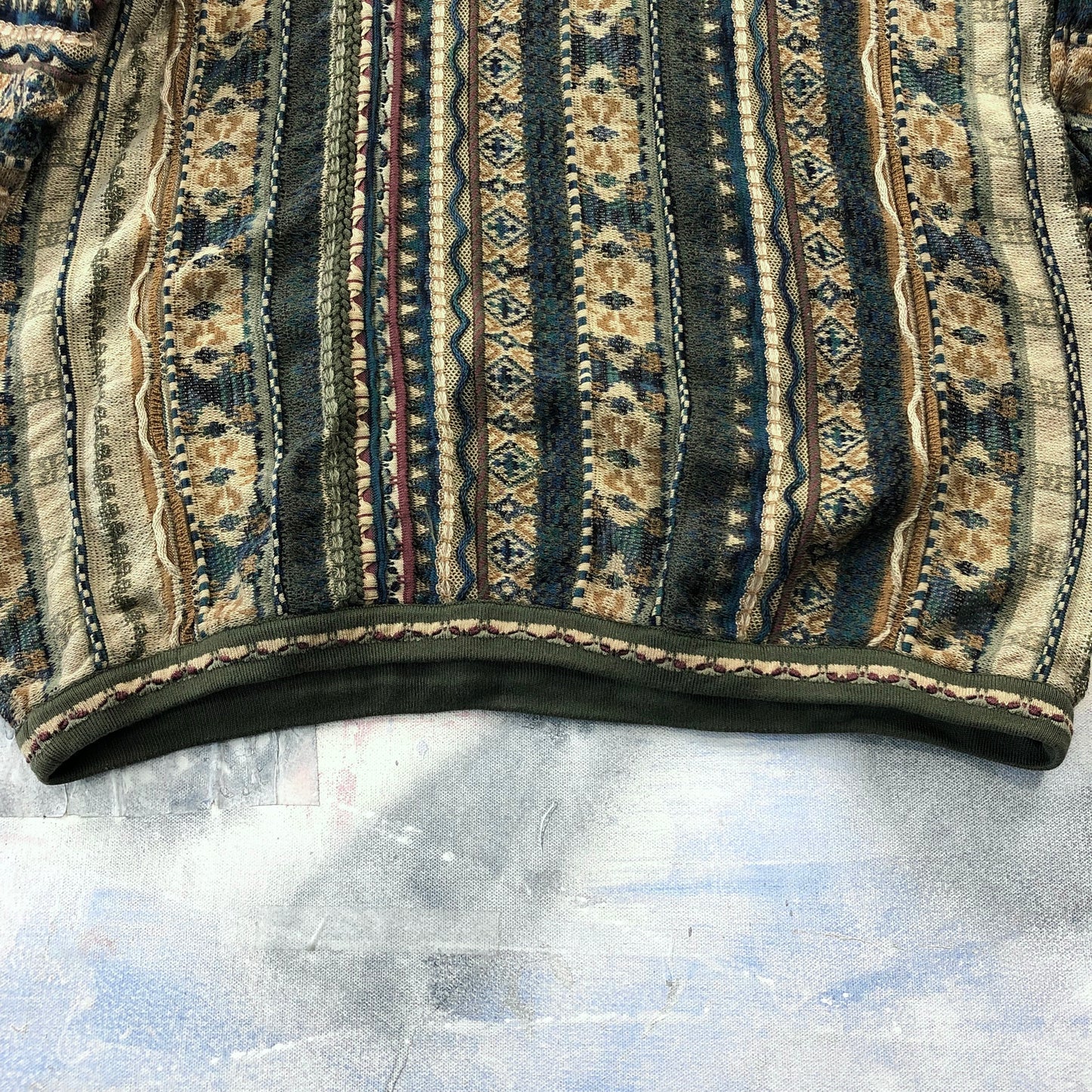 Tundra Coogi Style Knit Crewneck Sweater L