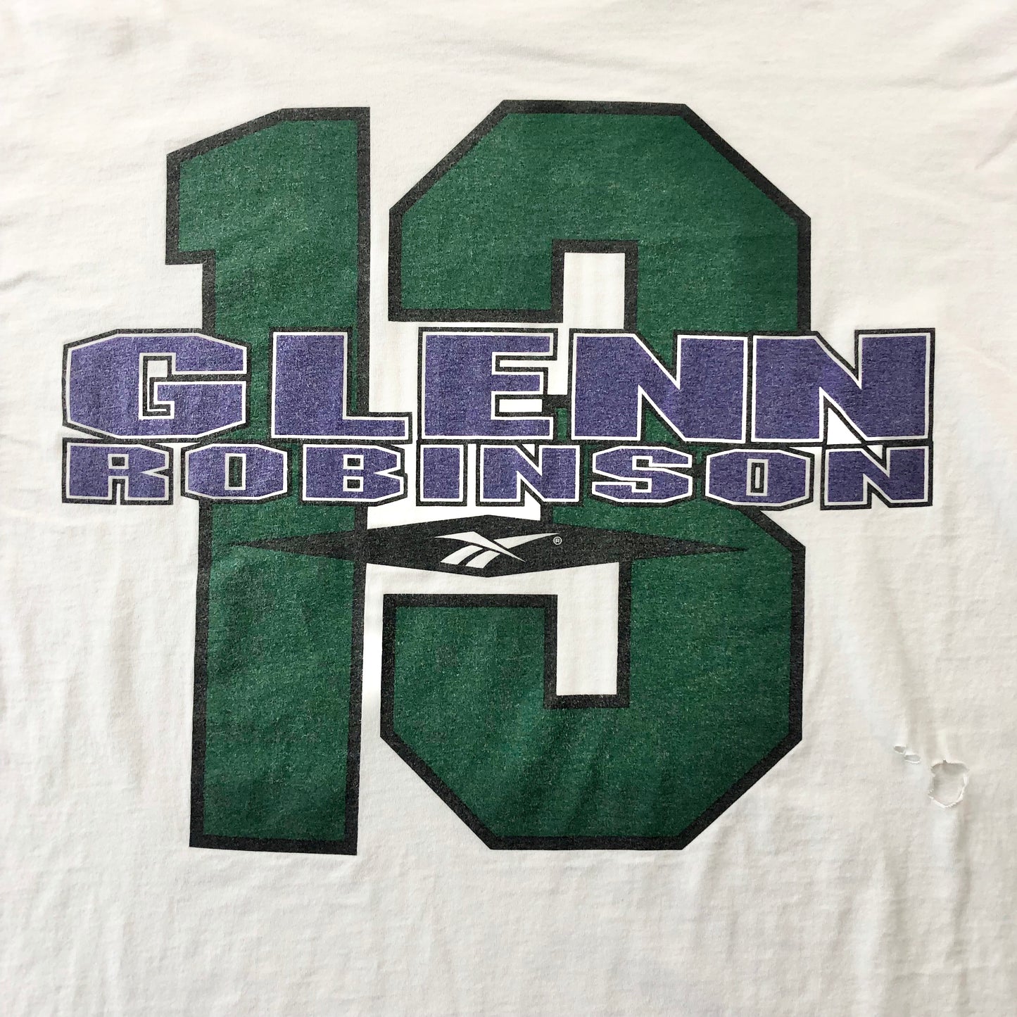 Vintage USA 90s Reebok Glen Robinson Milwaukee Bucks 13 T Shirt XL