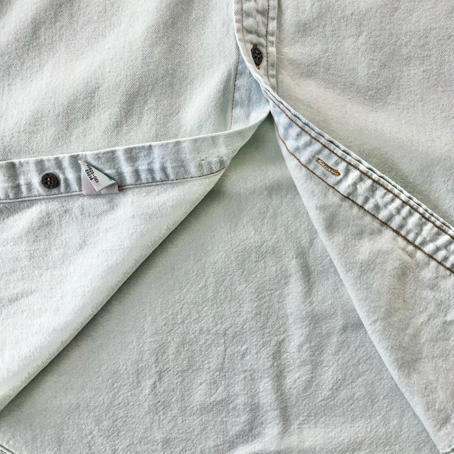 Vintage 90s Levis Denim Button Shirt L