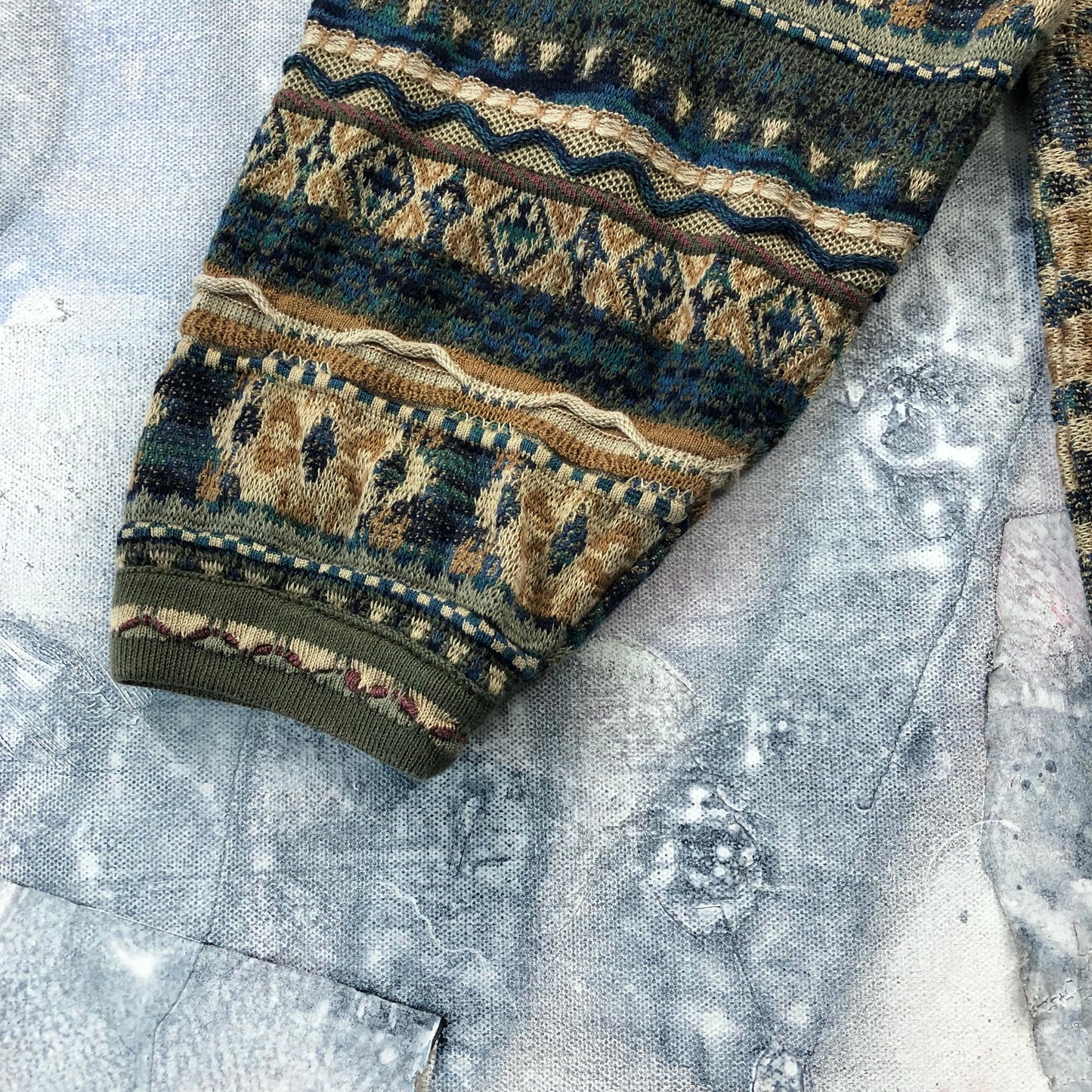 Tundra Coogi Style Knit Crewneck Sweater L