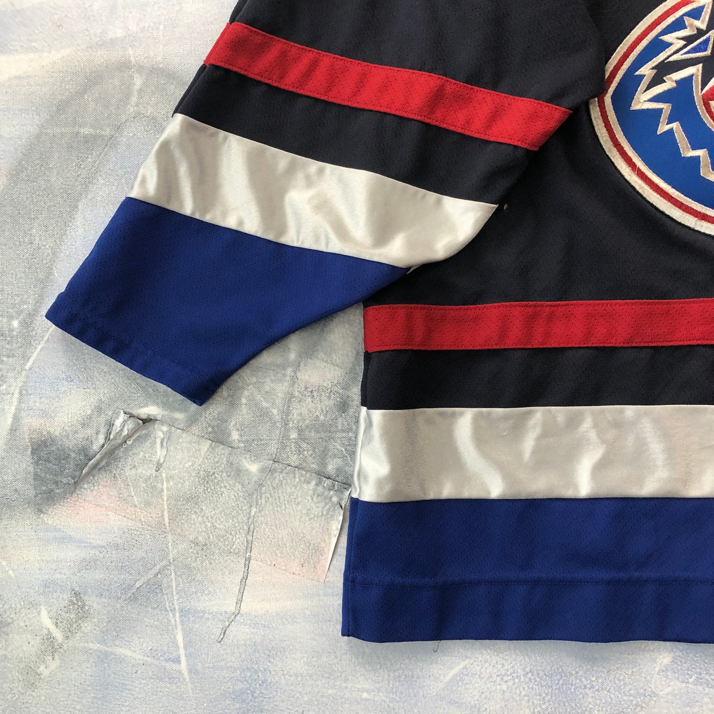 NHL CCM Vancouver Canucks Orca Retro Jersey XL