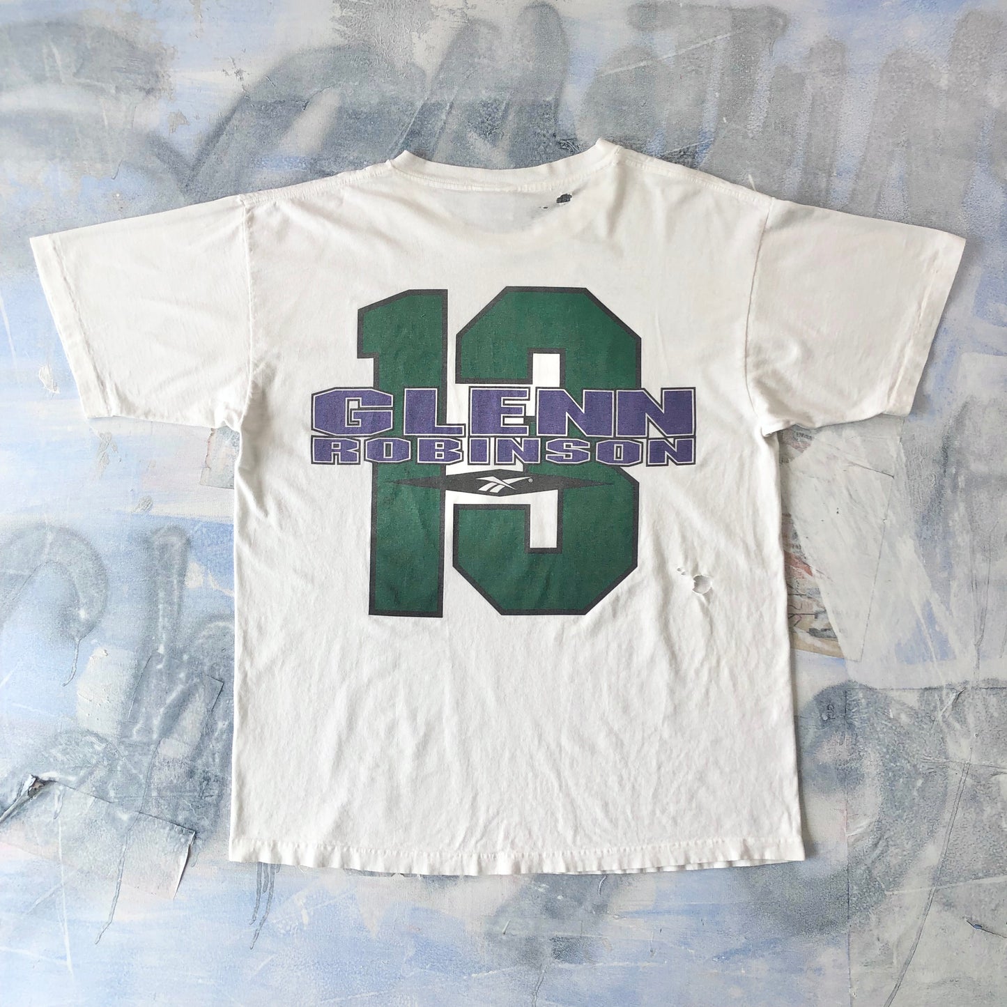 Vintage USA 90s Reebok Glen Robinson Milwaukee Bucks 13 T Shirt XL