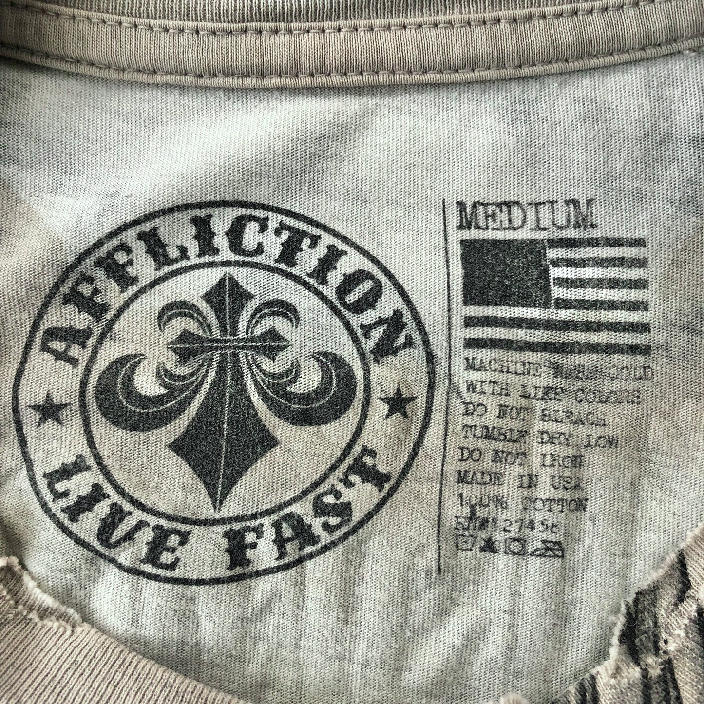 Vintage USA Y2K Affliction Live Fast Cross Skull Wings T Shirt M
