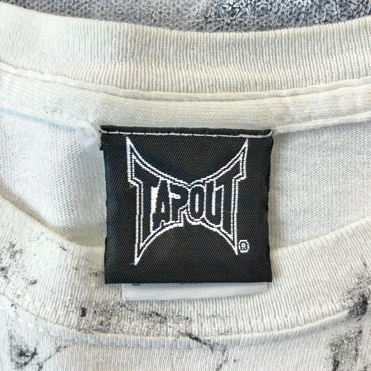 Vintage Y2K Tapout MMA Grunge T Shirt L