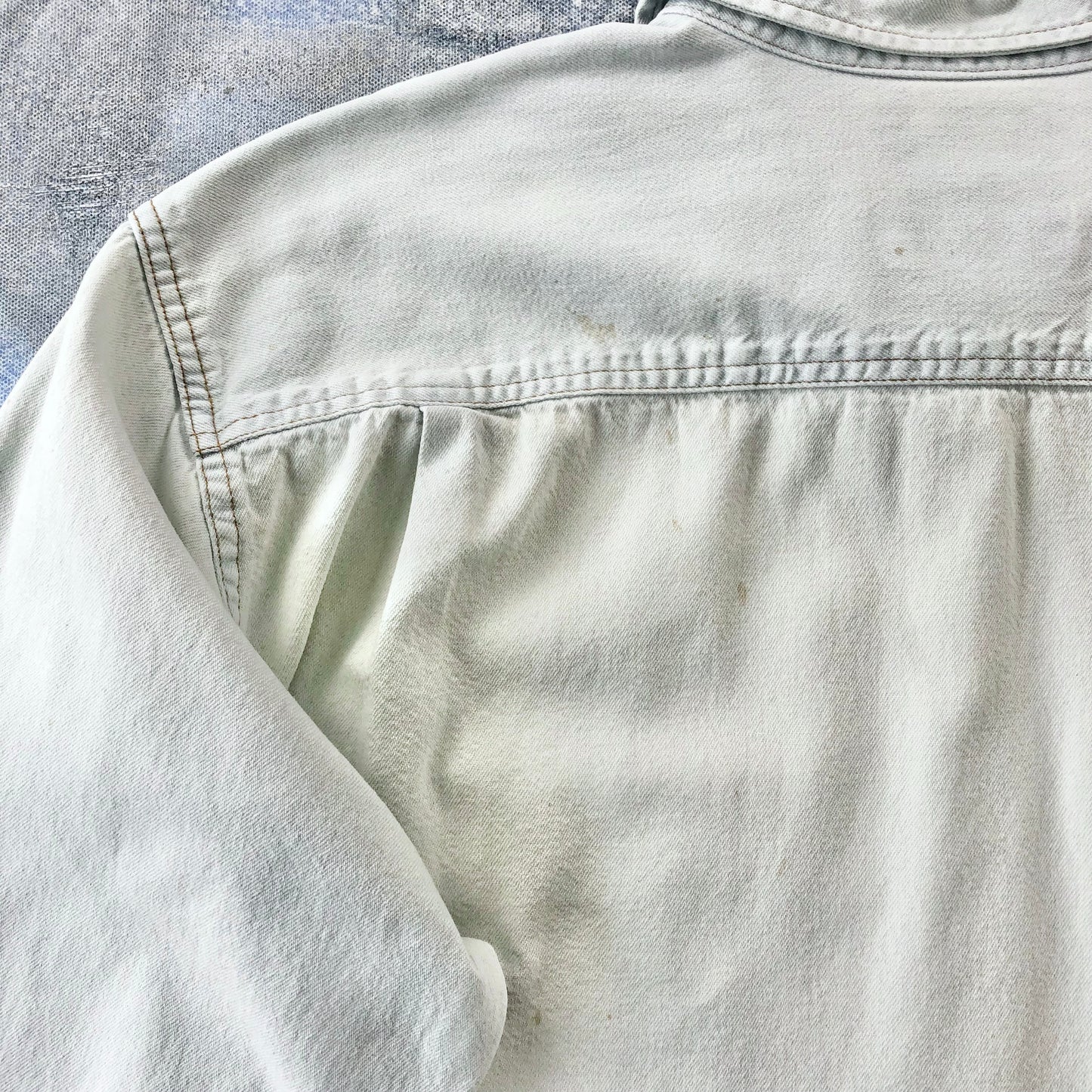 Vintage 90s Levis Denim Button Shirt L
