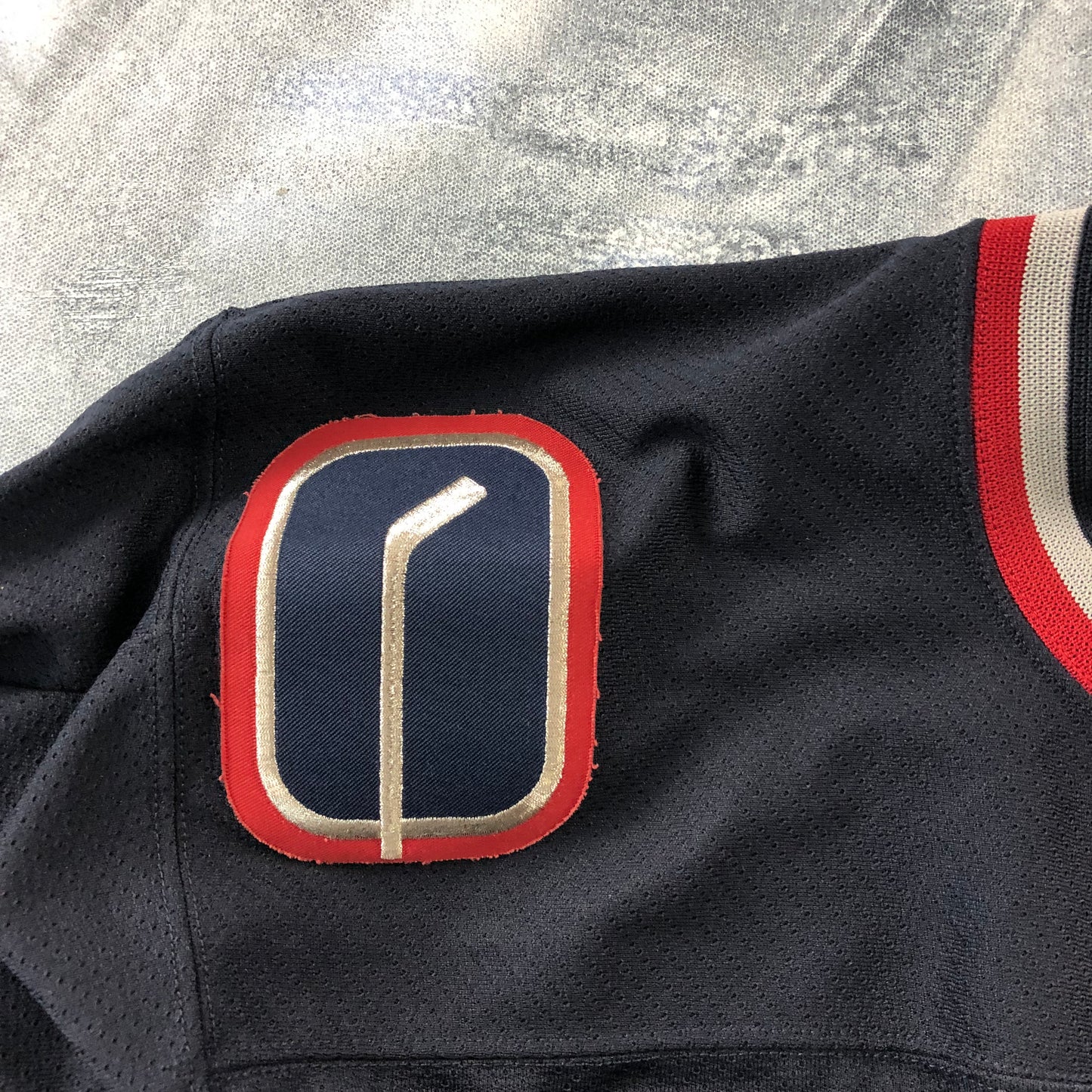NHL CCM Vancouver Canucks Orca Retro Jersey XL