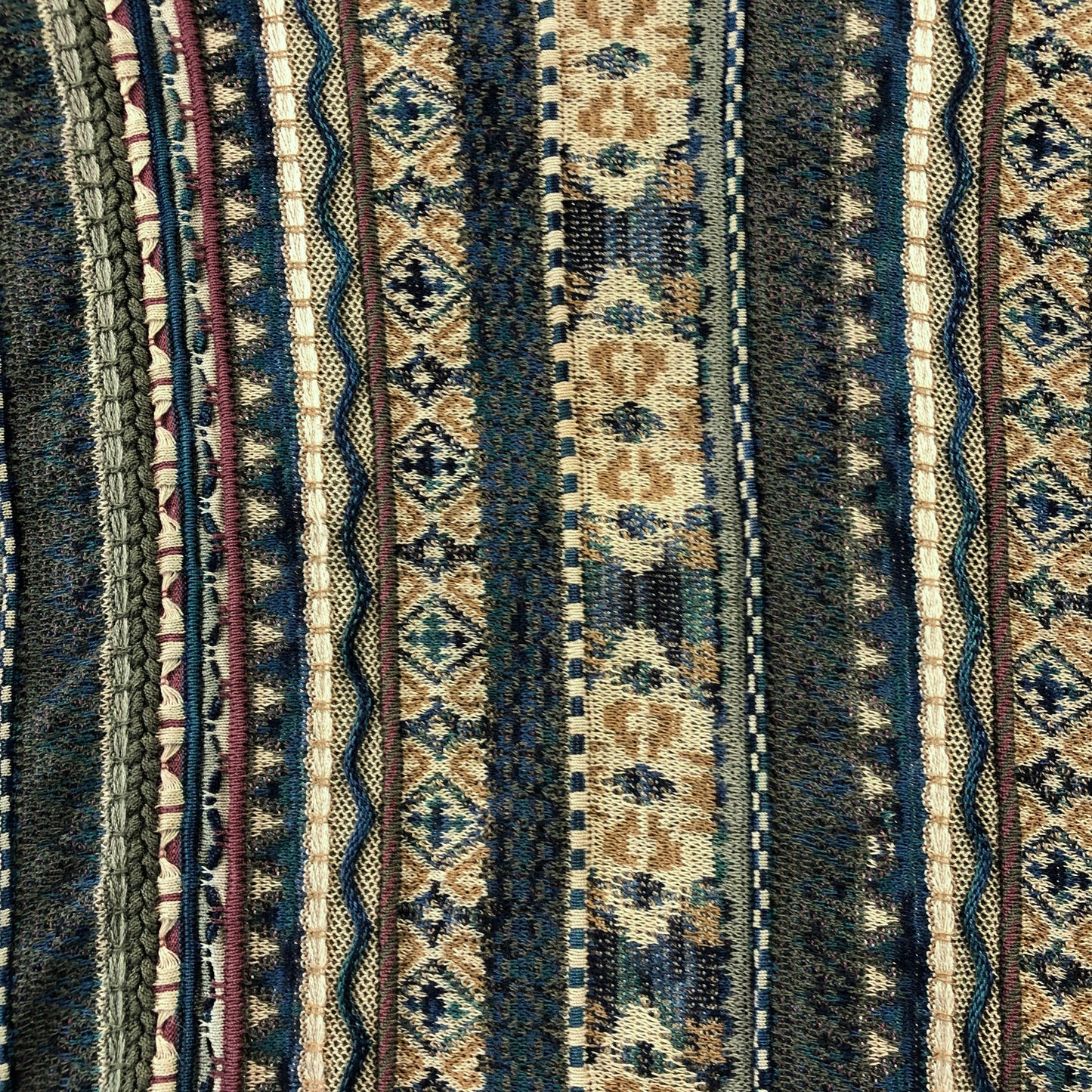 Tundra Coogi Style Knit Crewneck Sweater L