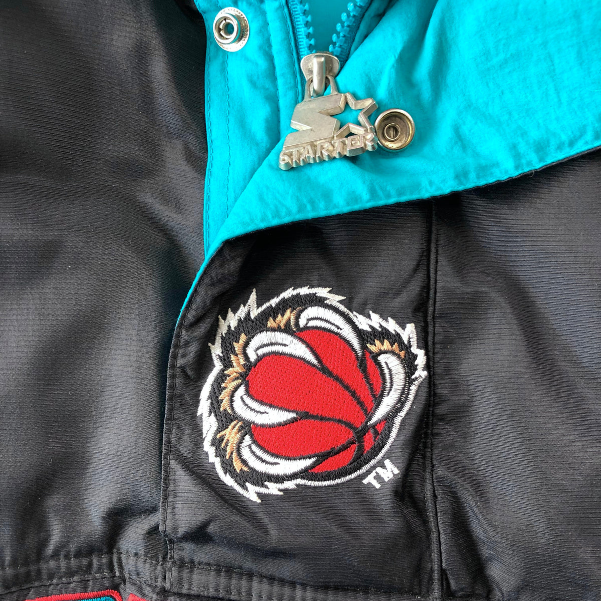 Vintage 90s Starter NBA Vancouver Grizzlies Puffer Quarter Zip Jacket XL