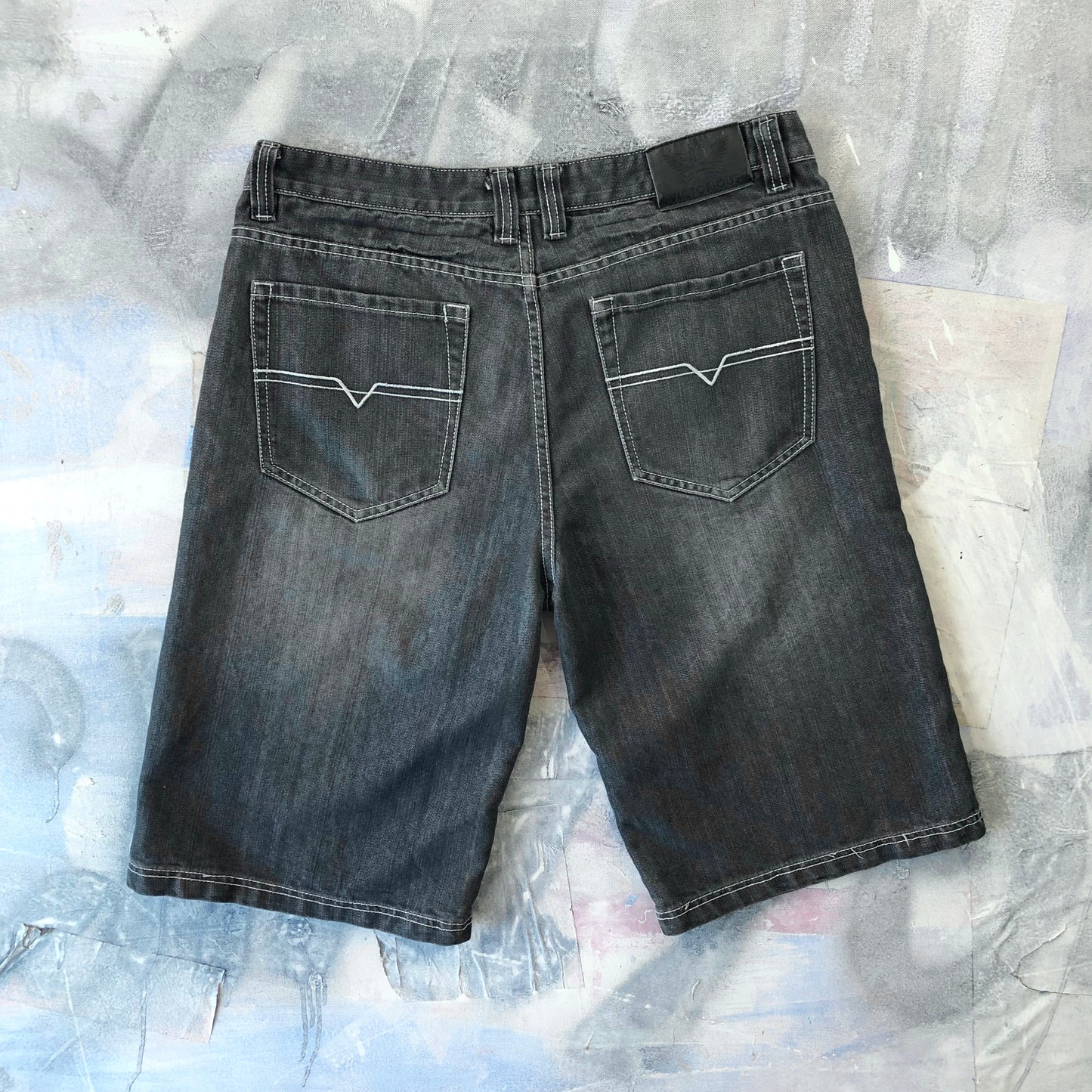 Vintage Y2K Victorious Cannabis Embroided Jort W38