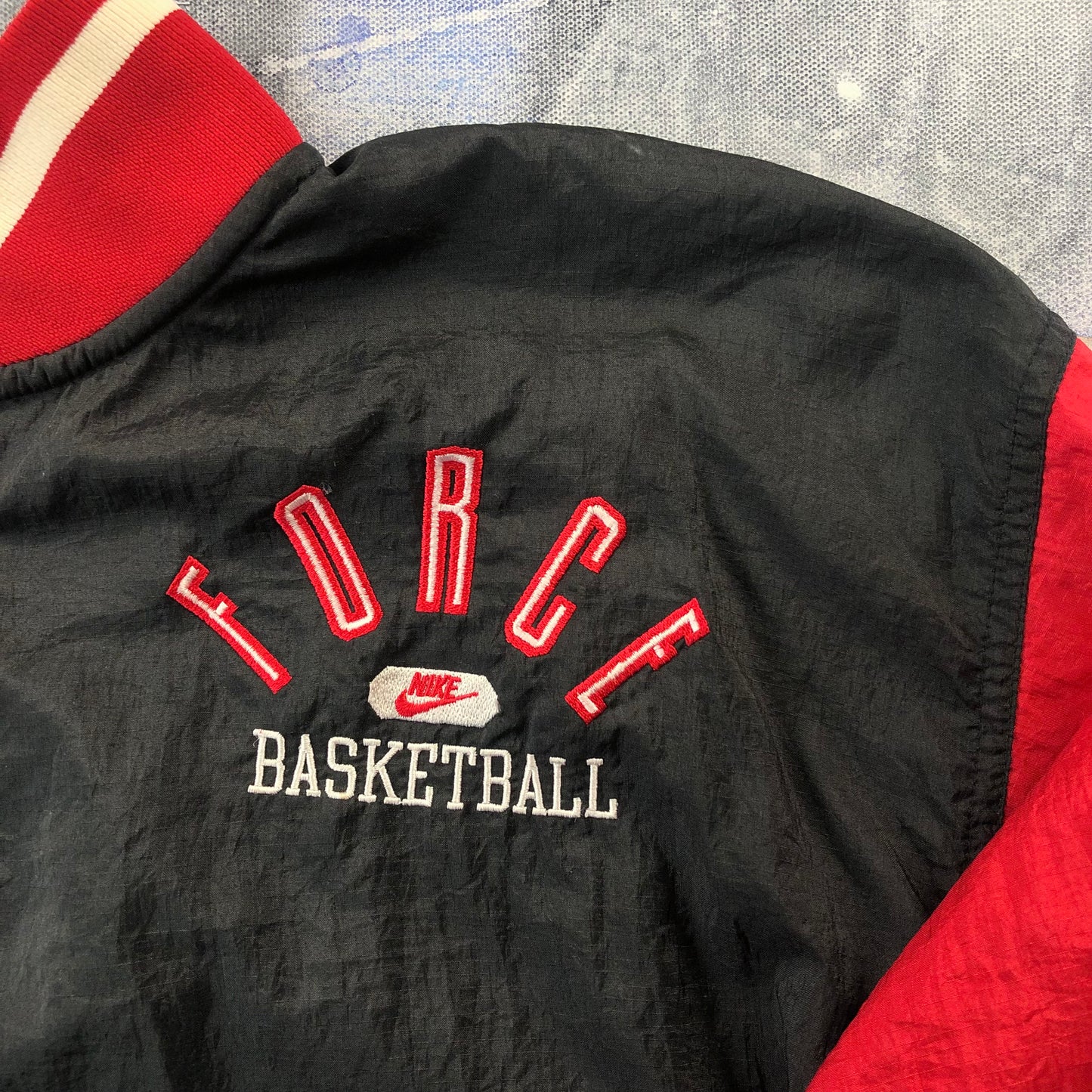 Vintage 90s Nike Force Basketball Pullover Windbreaker Jacket M