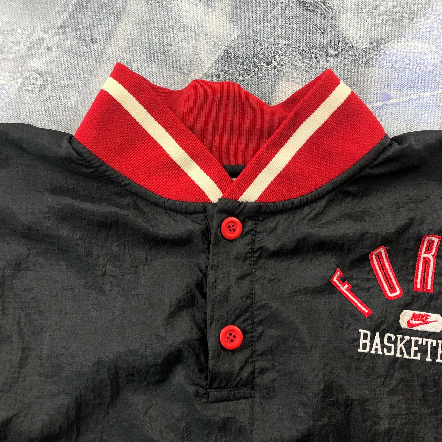 Vintage 90s Nike Force Basketball Pullover Windbreaker Jacket M