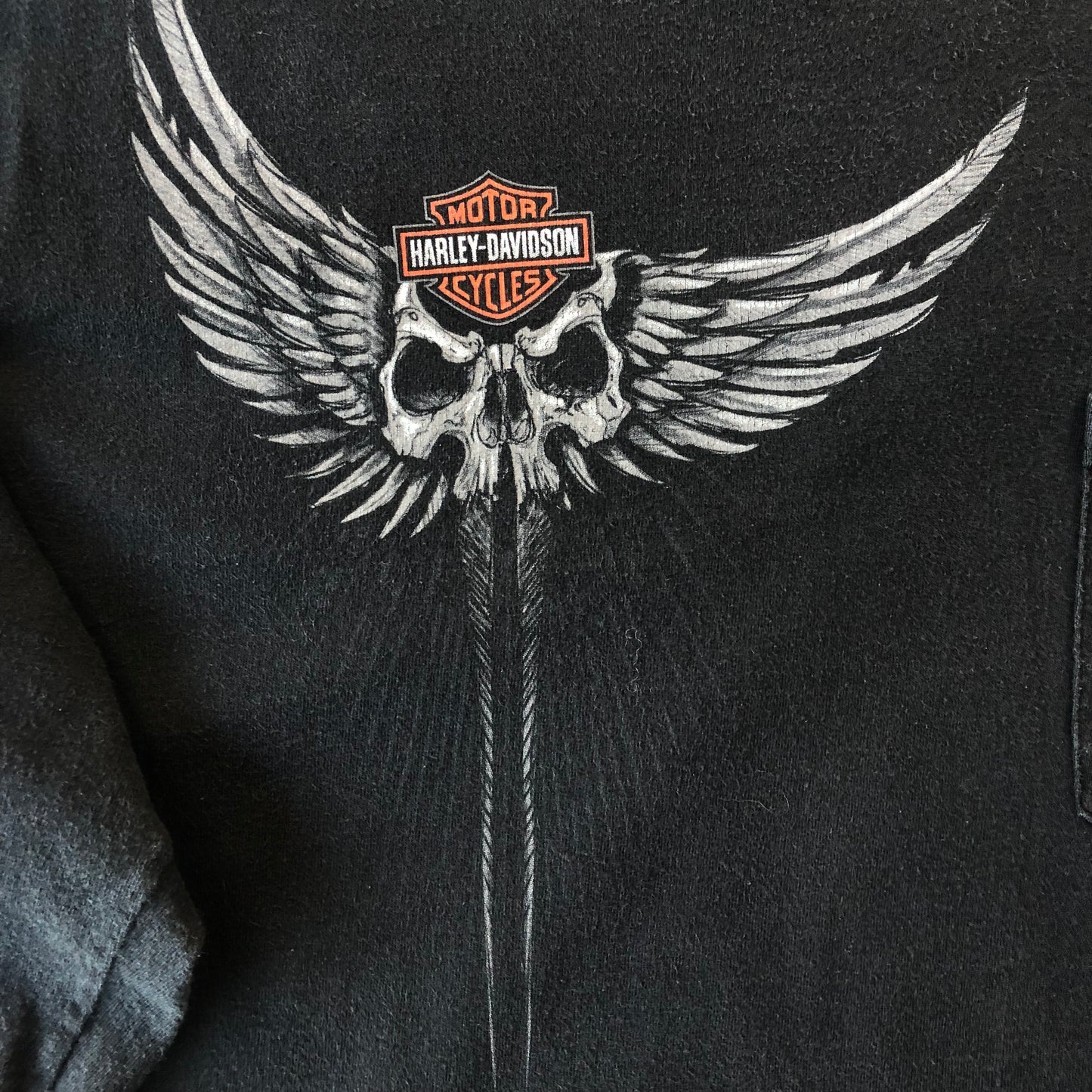 Harley Davidson Motorcycles Barnes Langley BC Canada T Shirt L