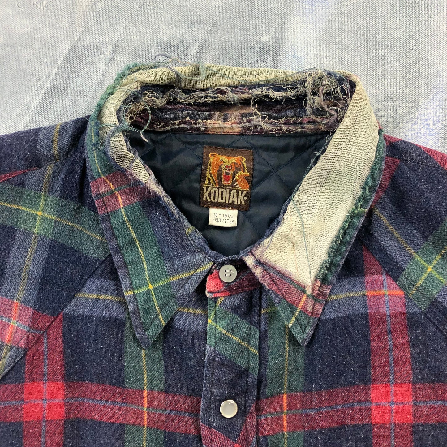 Kodiak Distressed Quilted Lined Button Flannel XXL