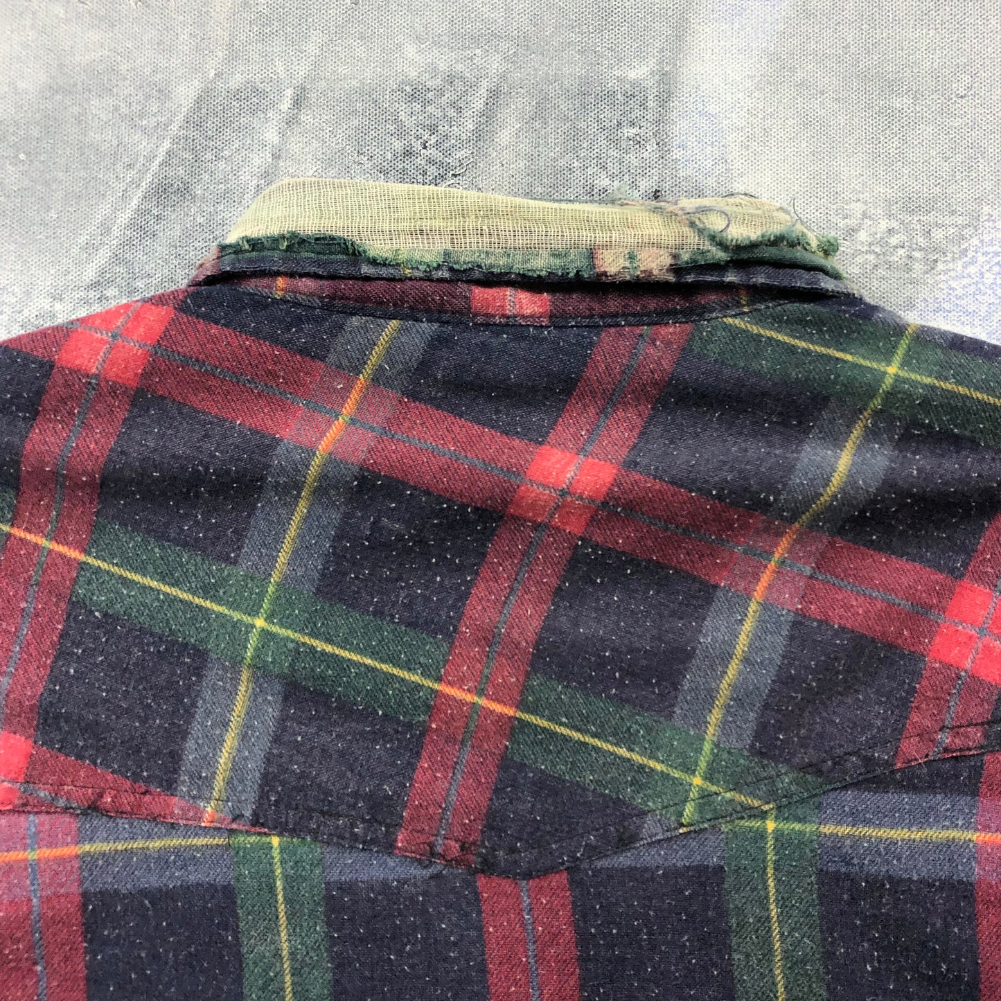 Kodiak Distressed Quilted Lined Button Flannel XXL