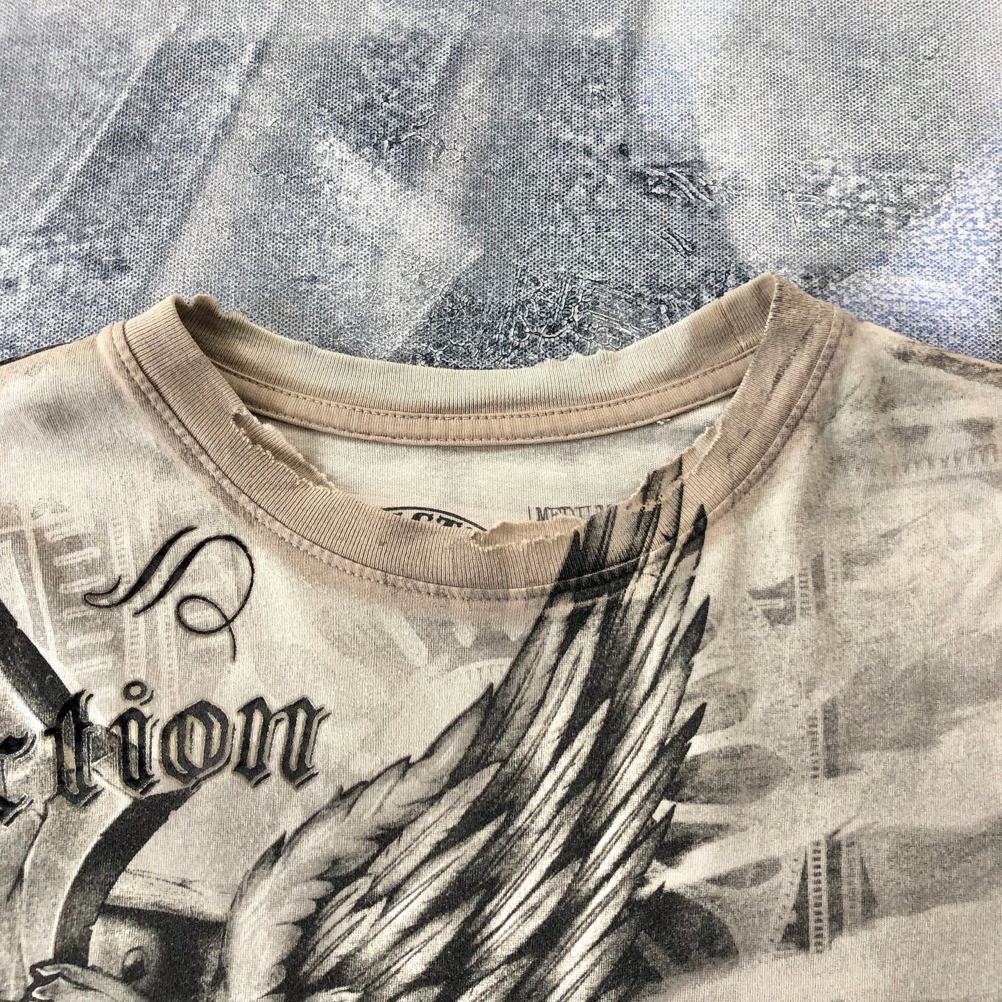 Vintage USA Y2K Affliction Live Fast Cross Skull Wings T Shirt M