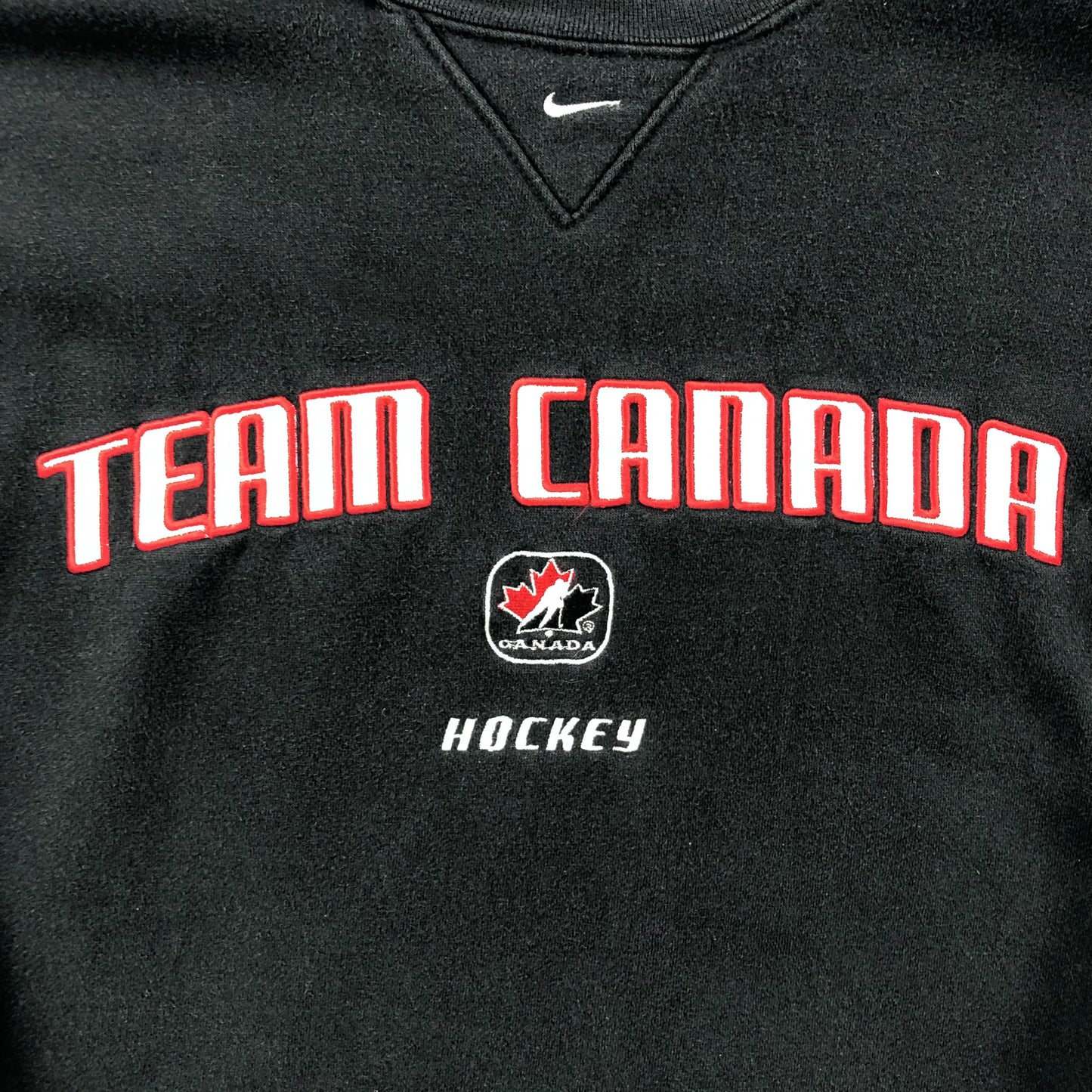 Vintage Nike Team Canada Center Swoosh Embroided Crewneck Sweatshirt L