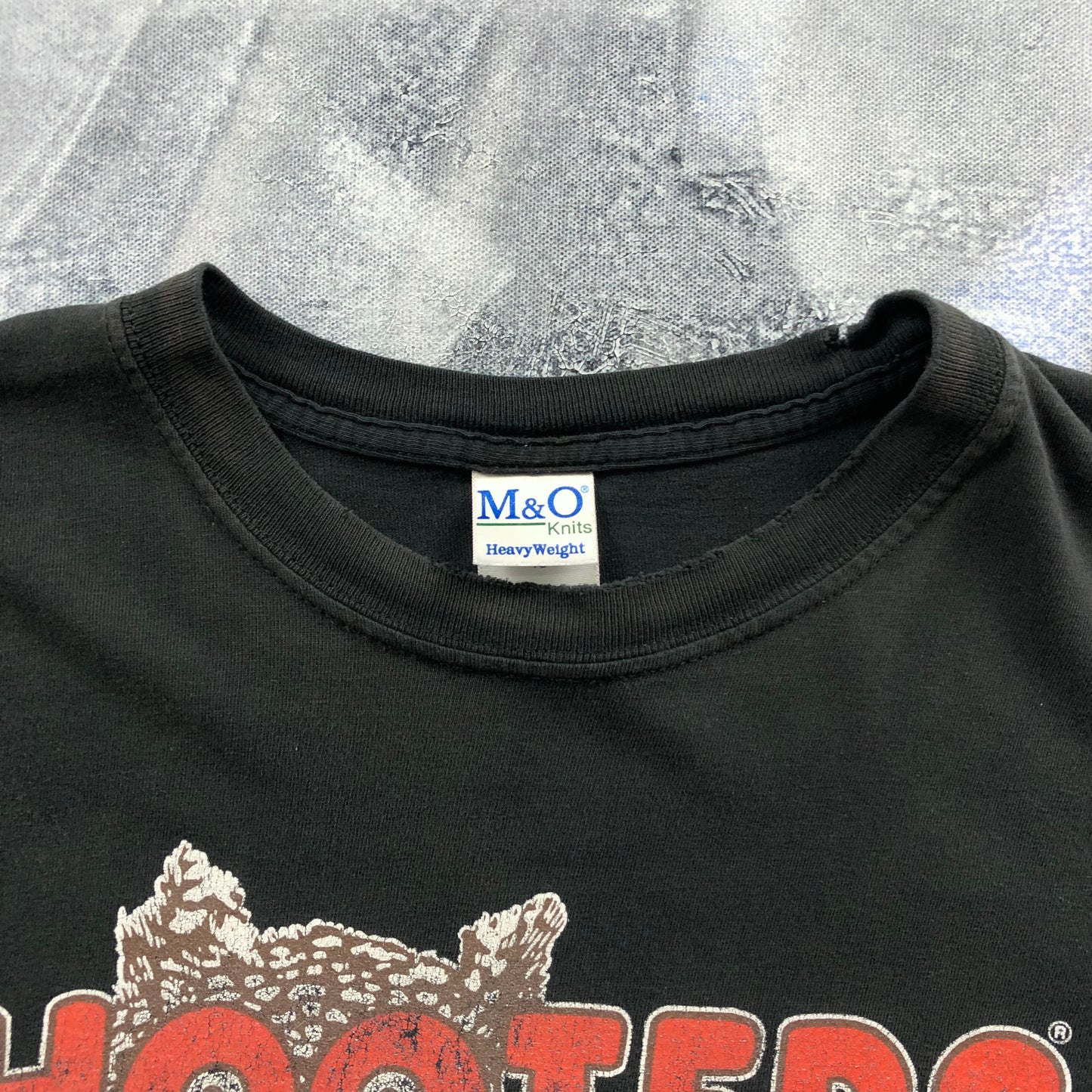 Vintage Hooters West Edmonton Mall T Shirt XL