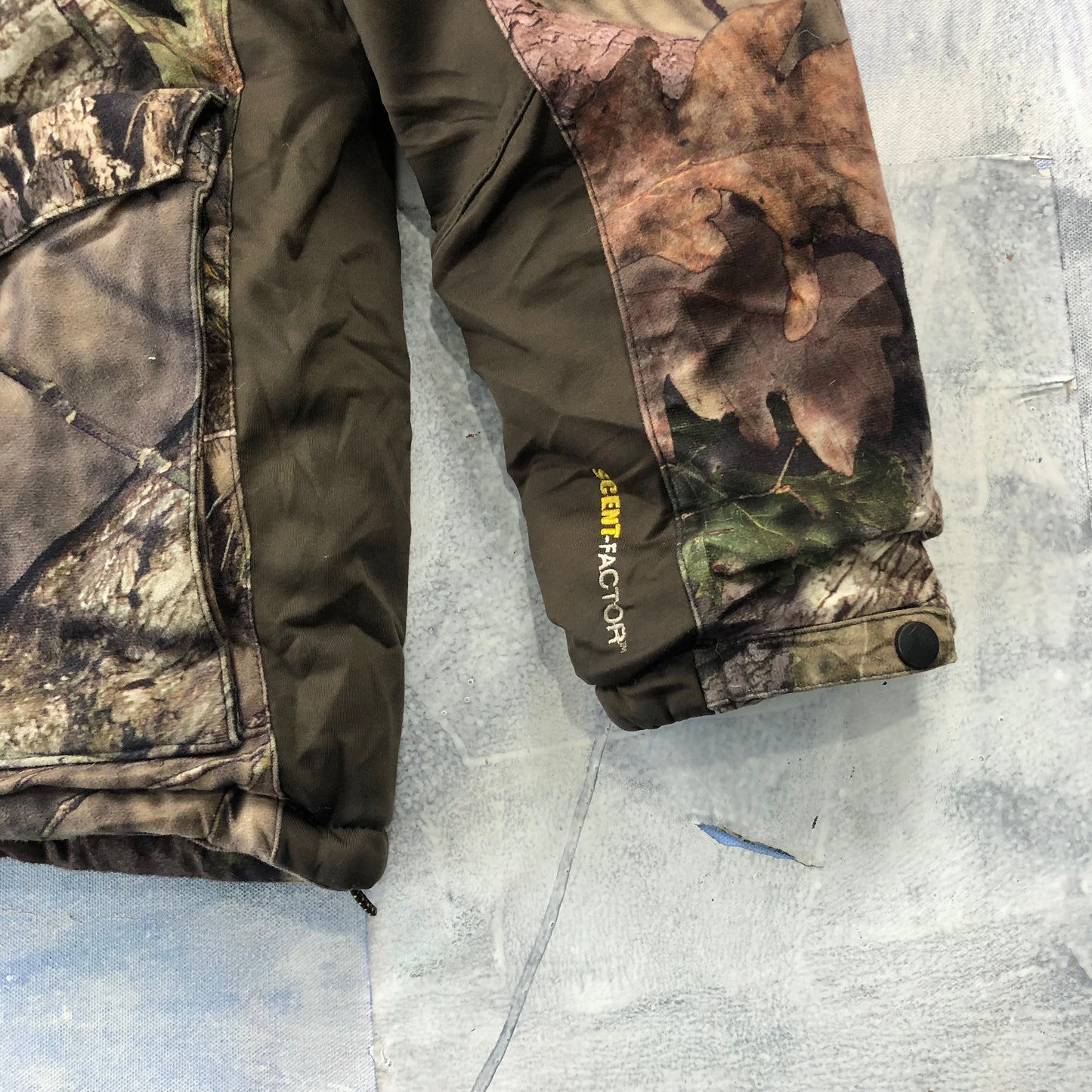 Yukon Gear Mossy Oak Real Tree Quilted Zip Hooded Jacket M