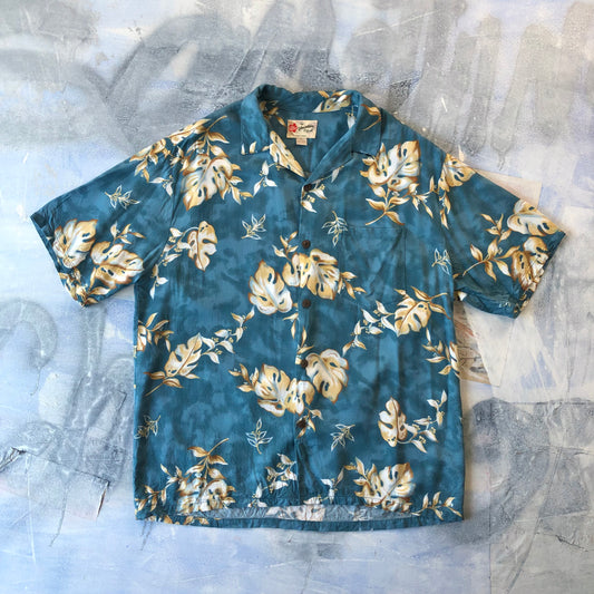 Hilo Hatties Hawaiian Button Shirt XL