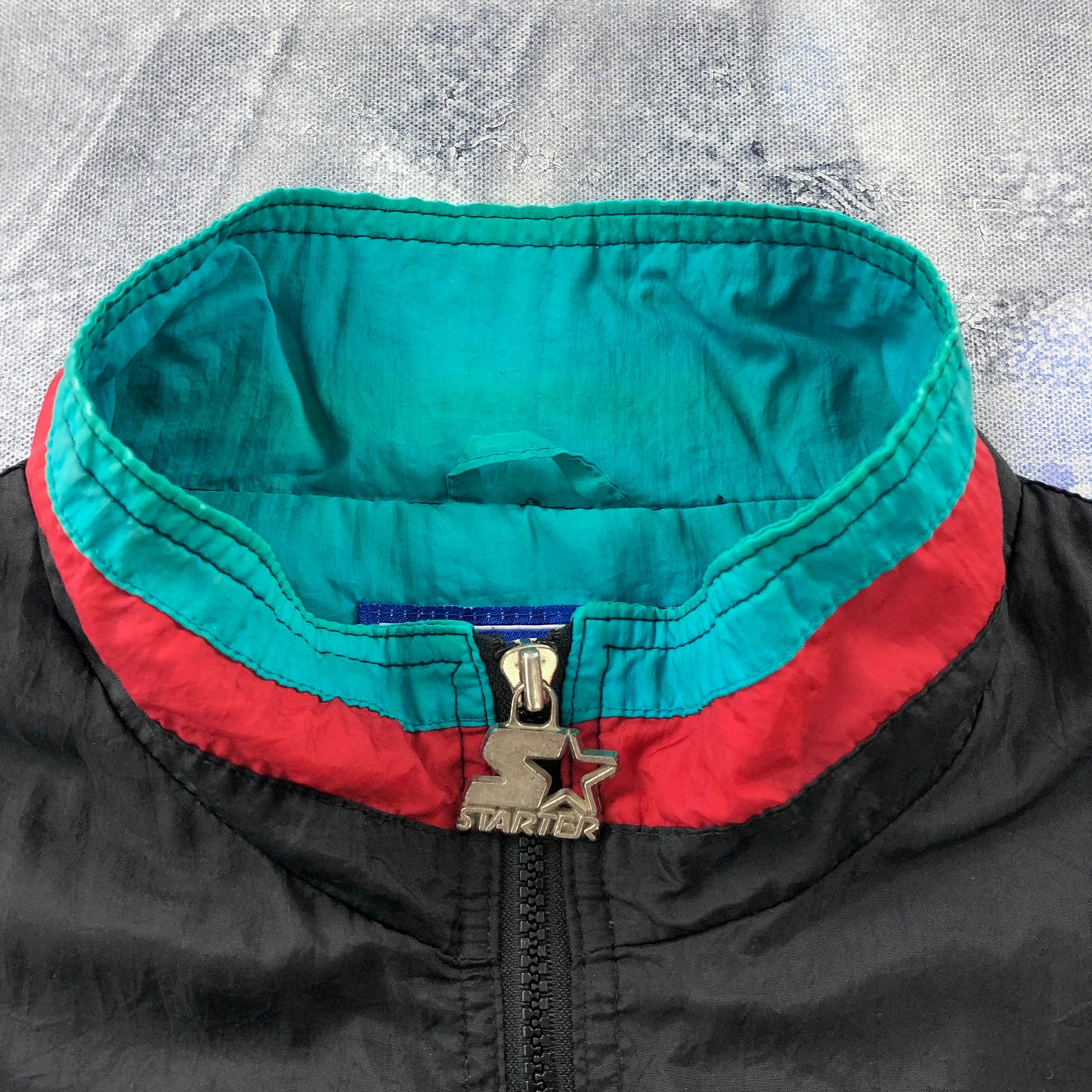 Vintage 90s Starter NBA Vancouver Grizzlies Windbreaker Zip Jacket M
