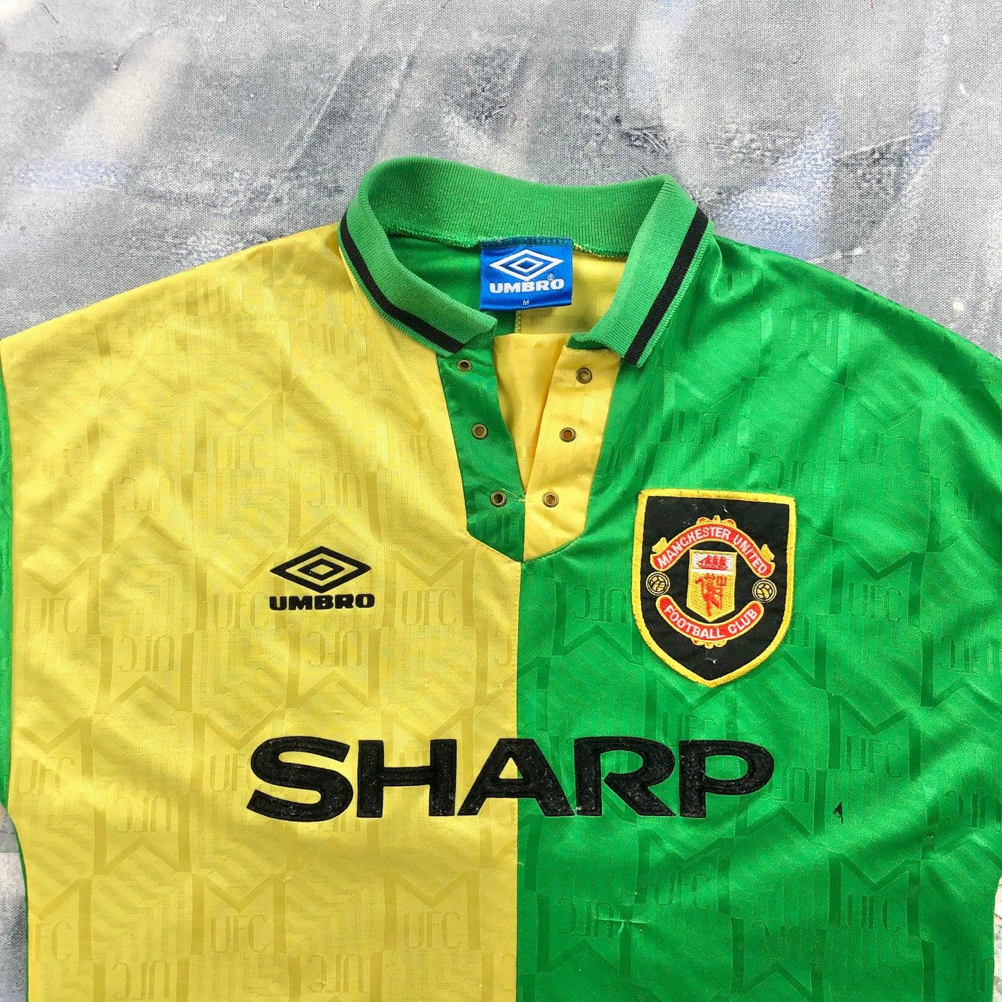Vintage 90s Umbro Manchester United Mark Hughes Futbol Jersey M