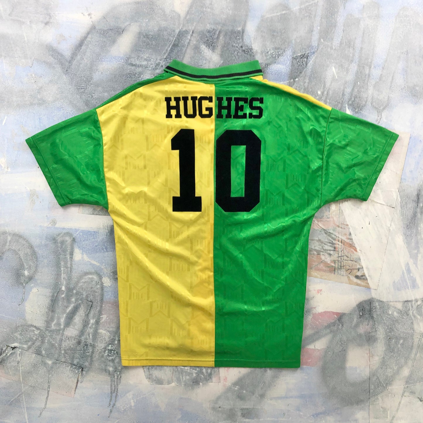 Vintage 90s Umbro Manchester United Mark Hughes Futbol Jersey M