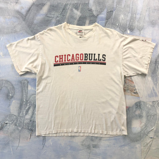 Vintage 90s Nike NBA Chicago Bulls Basketball T Shirt L